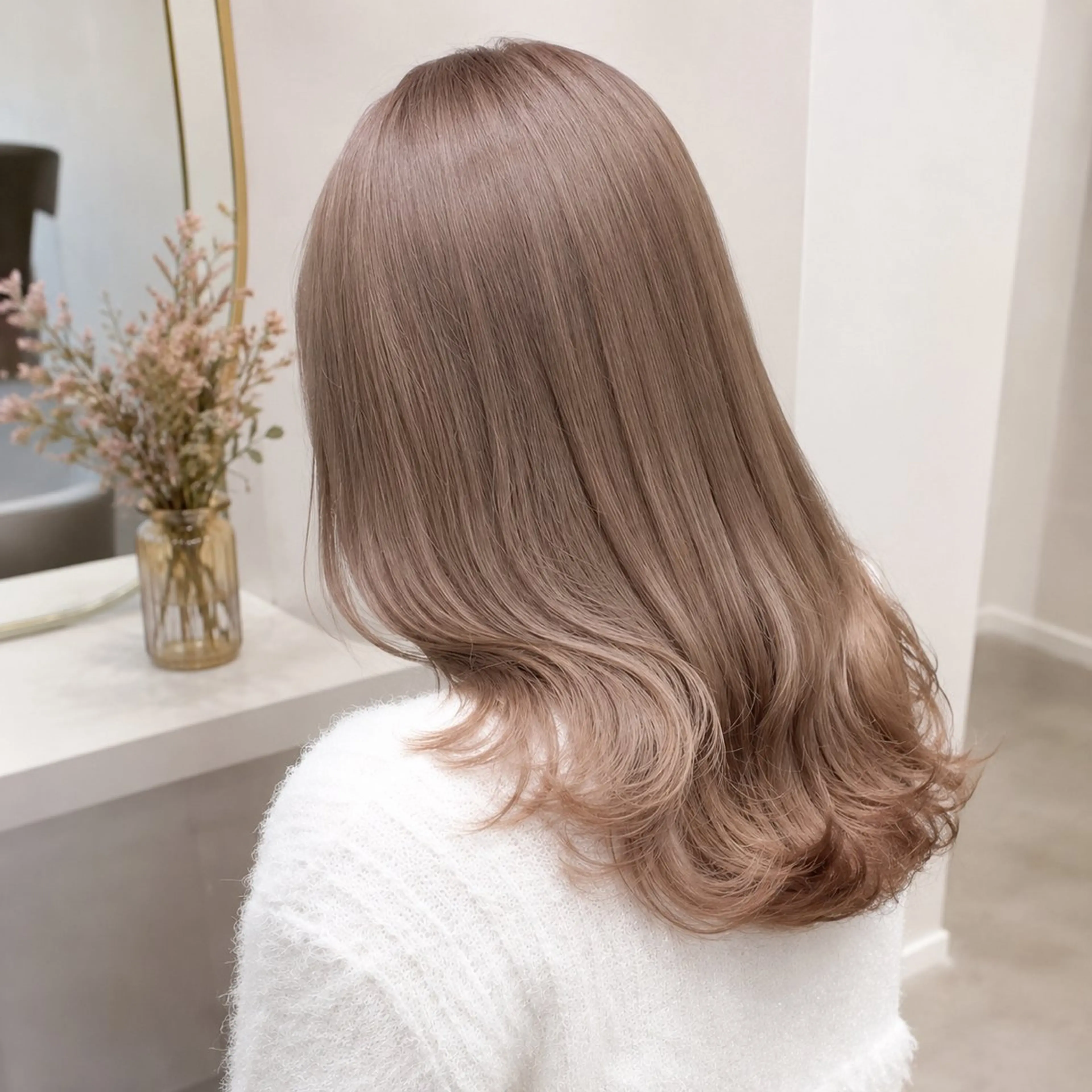 ロング カラー ブリーチカラー特化 古田YUUTOのヘアスタイル