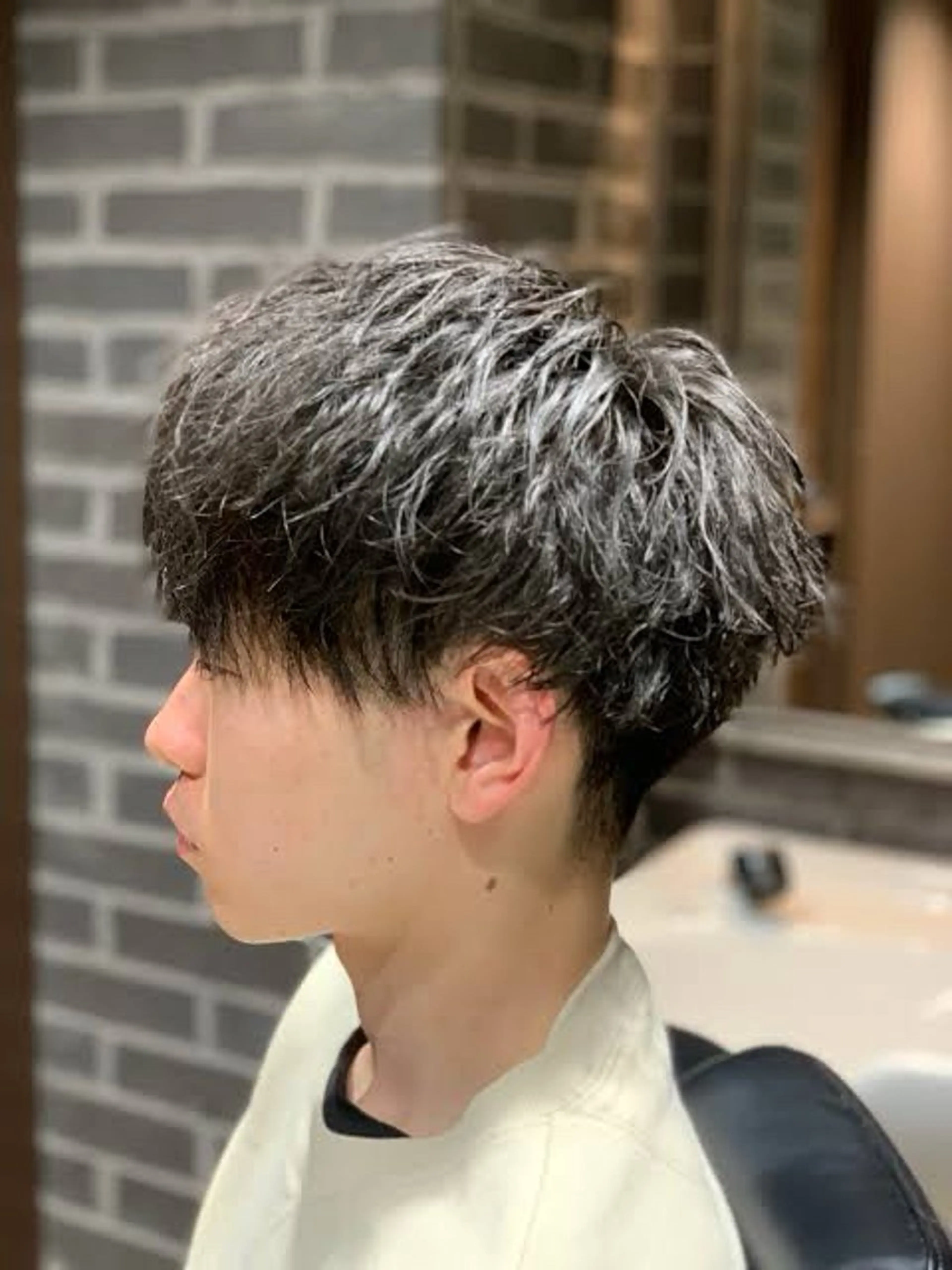 ミディアム パーマ 齋藤 梅太郎のヘアスタイル