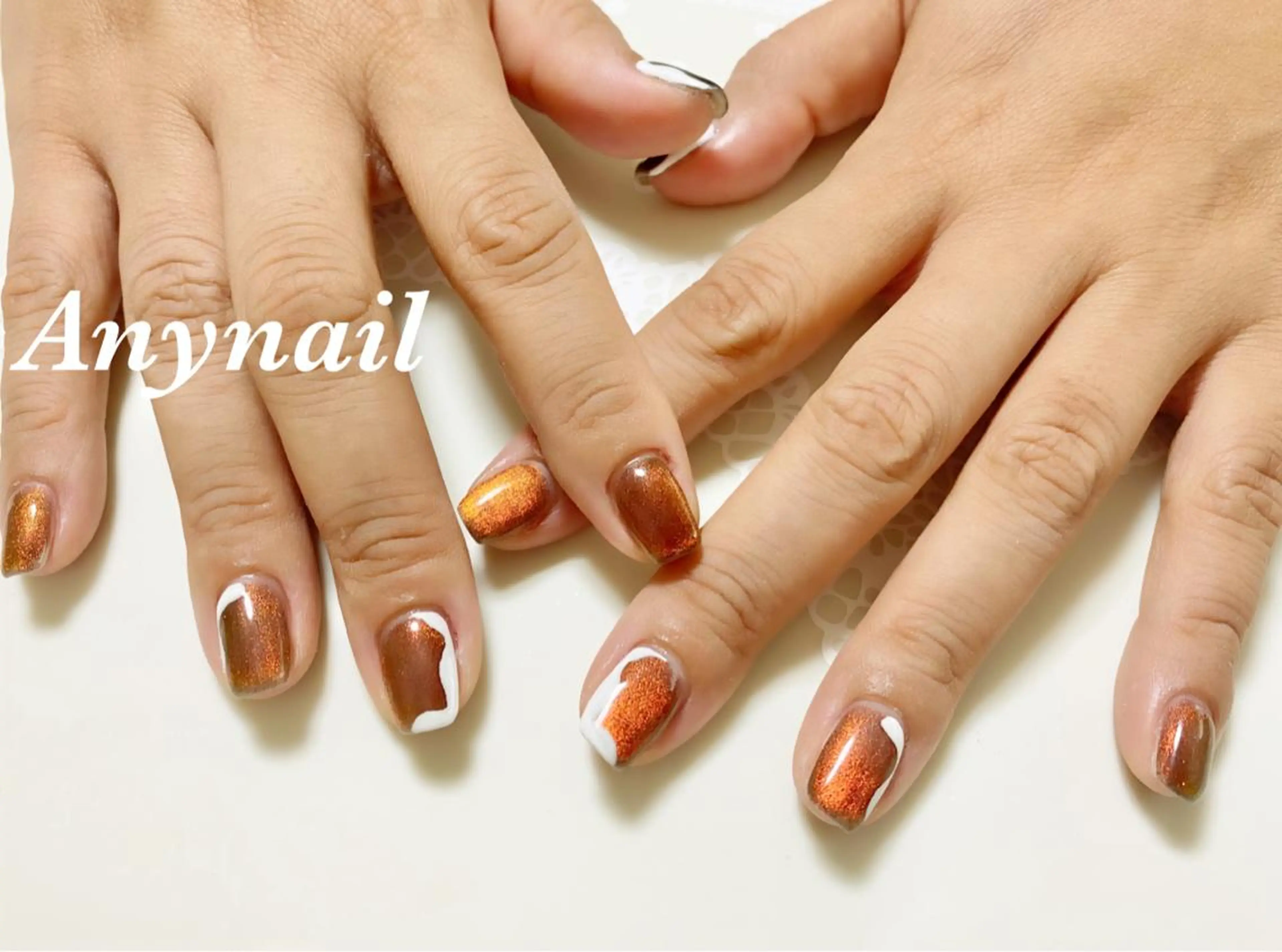 ネイル アートネイル ブルー マグネットネイル ニュアンスネイル 赤色 ハンドネイル 岩澤 恵子のネイルデザイン