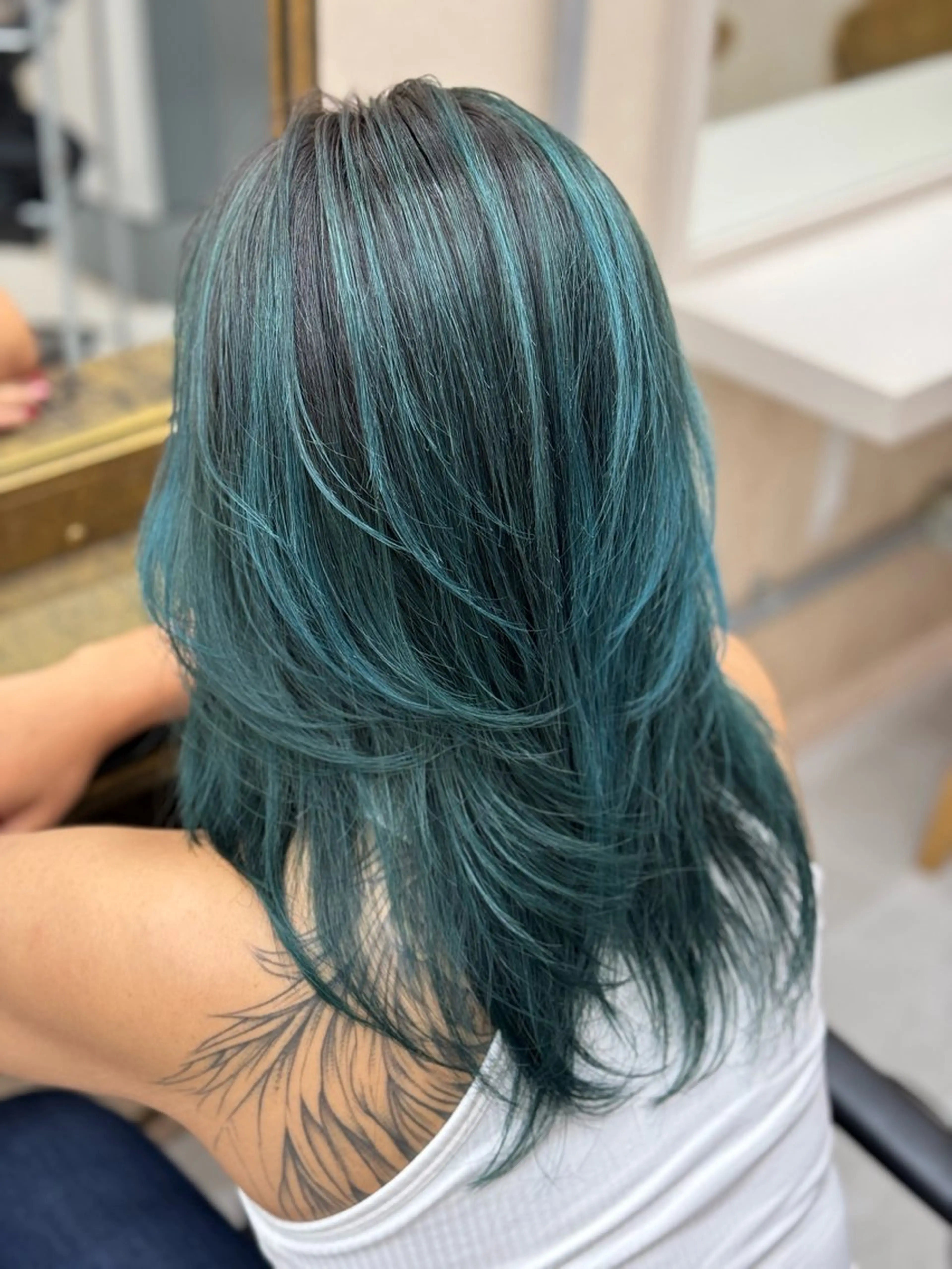 ミディアム ショーヤ/ブリーチ /エクステのヘアスタイル