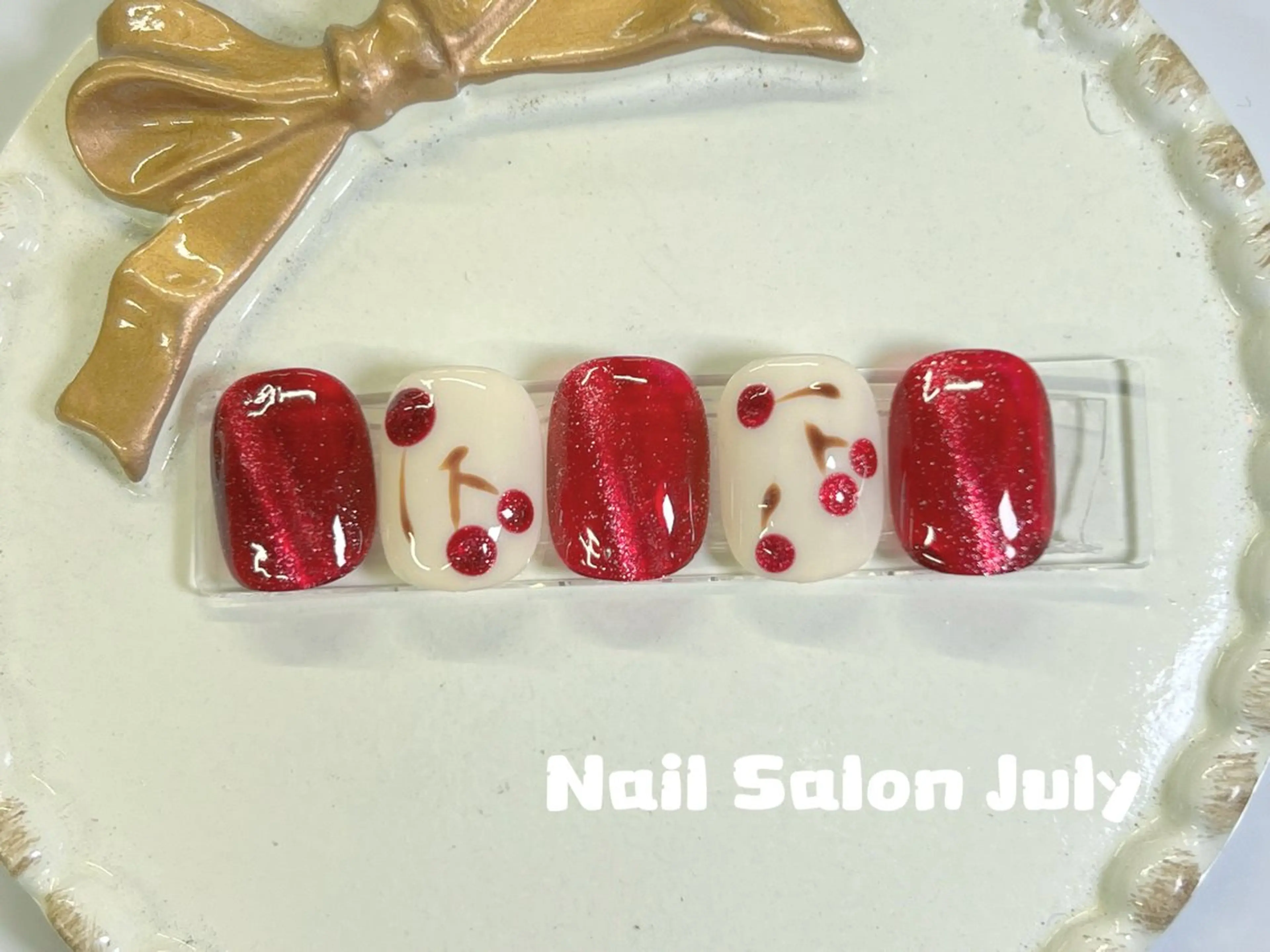 ネイル アートネイル オーロラネイル ジェルネイル ガーリー キラキラネイル July Salonのネイルデザイン