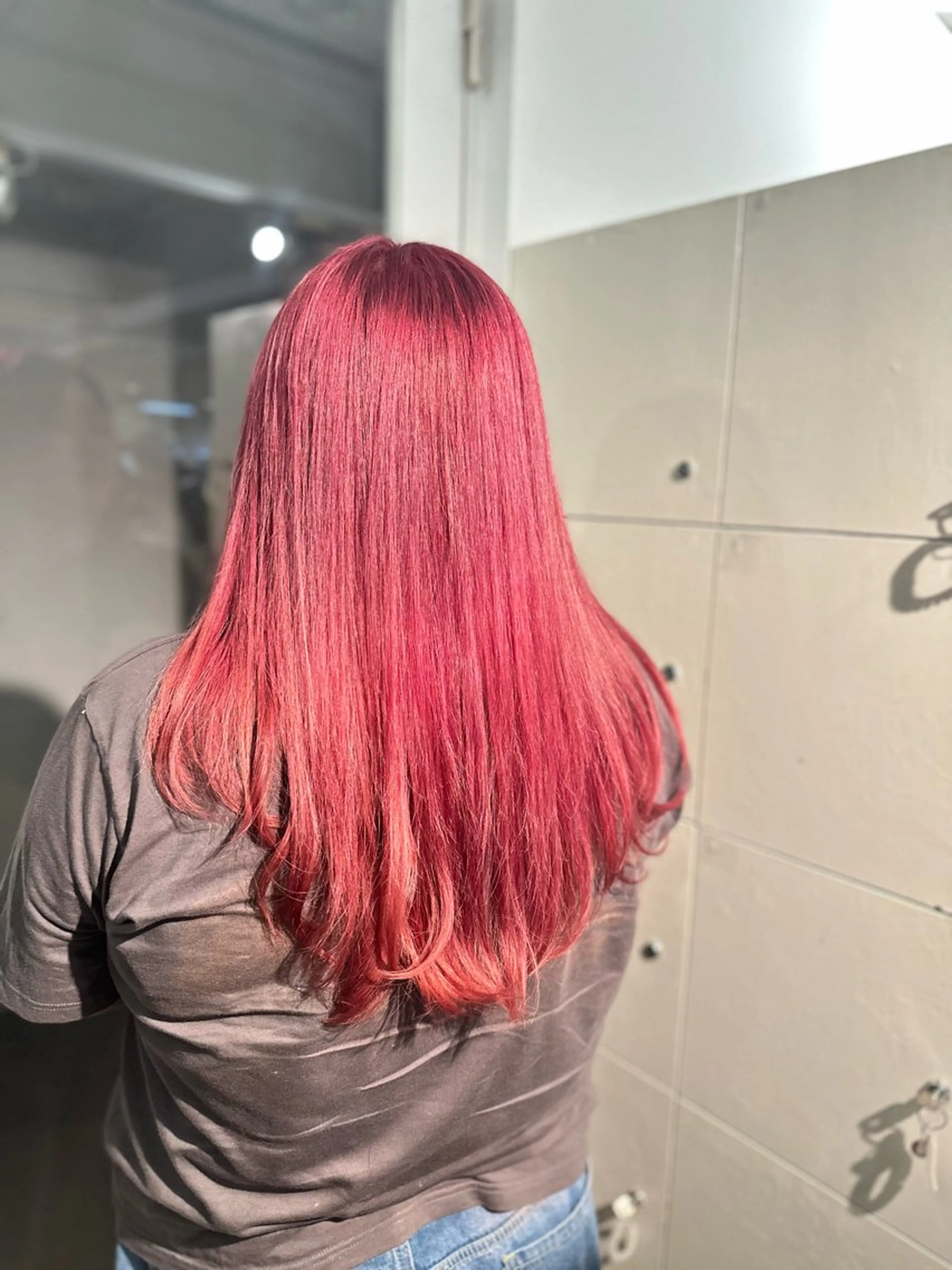 ロング カラー ヘアカラー トリートメント ハイトーンカラー が絶対可愛い✨泰聖✨のヘアスタイル