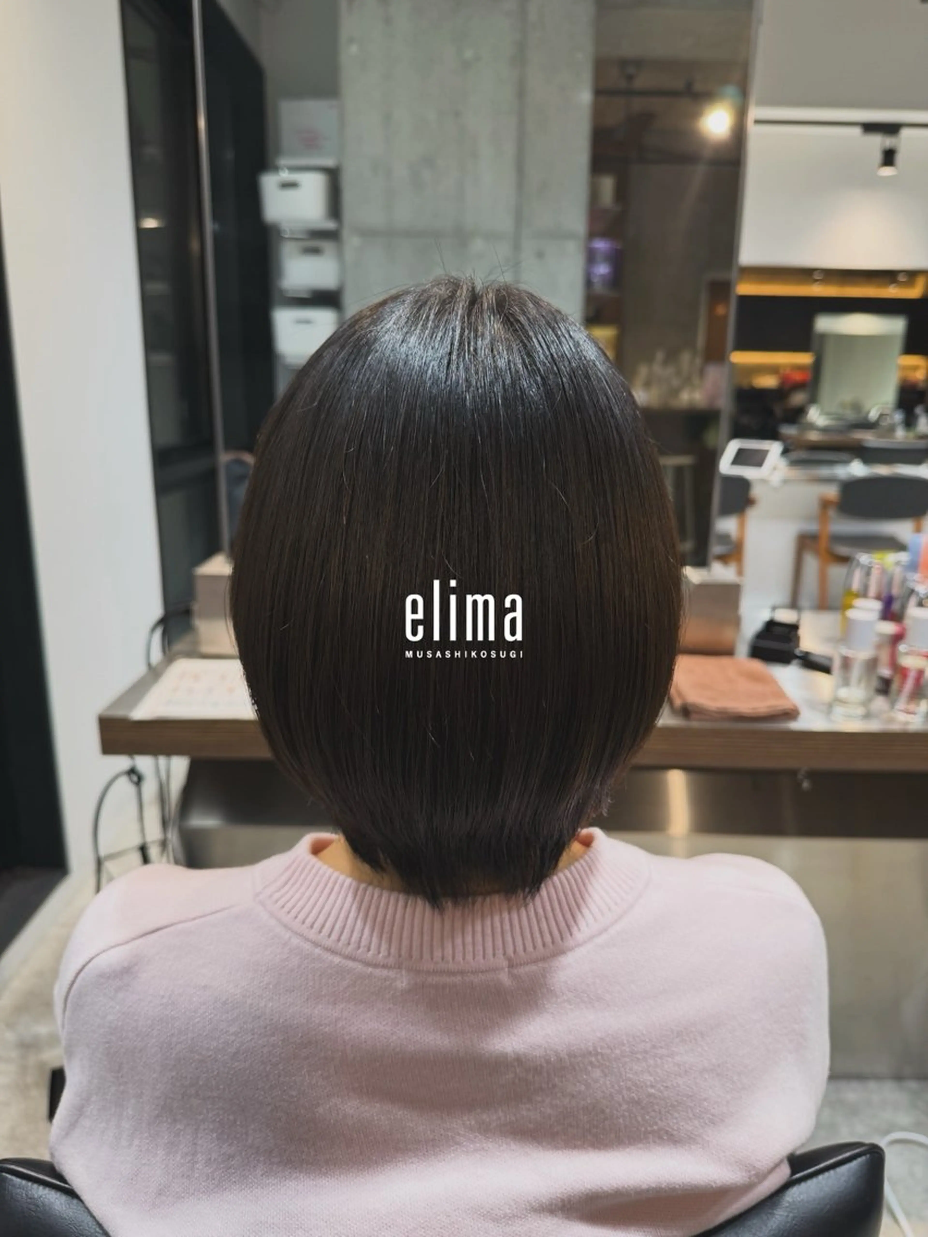 ショート 縮毛矯正 トリートメント 髙橋碧 透明感カラー / fifthパーマのヘアスタイル