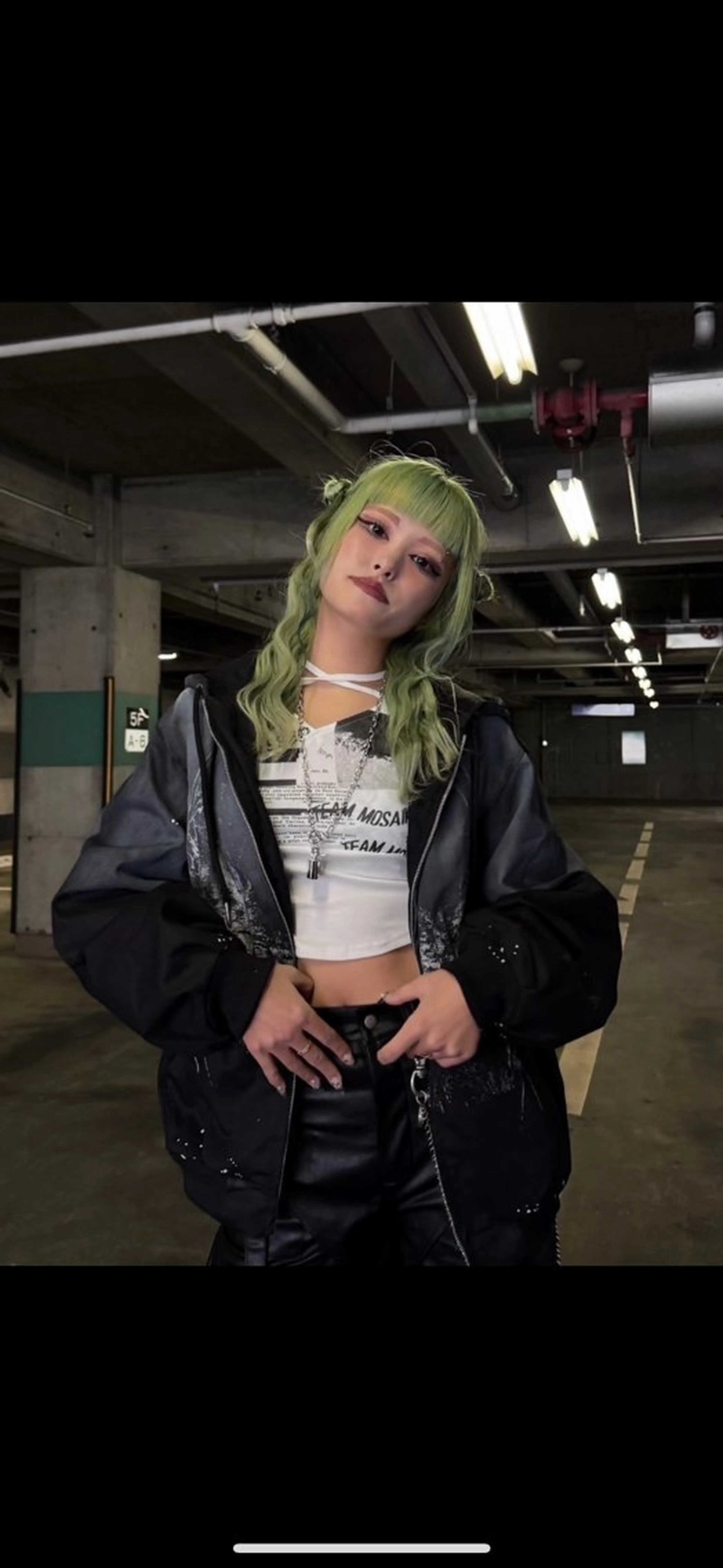 セミロング カラー ヘアアレンジ ブリーチ ブロンド 名古屋／デザイン／ ブリーチ/松井亮磨のヘアスタイル