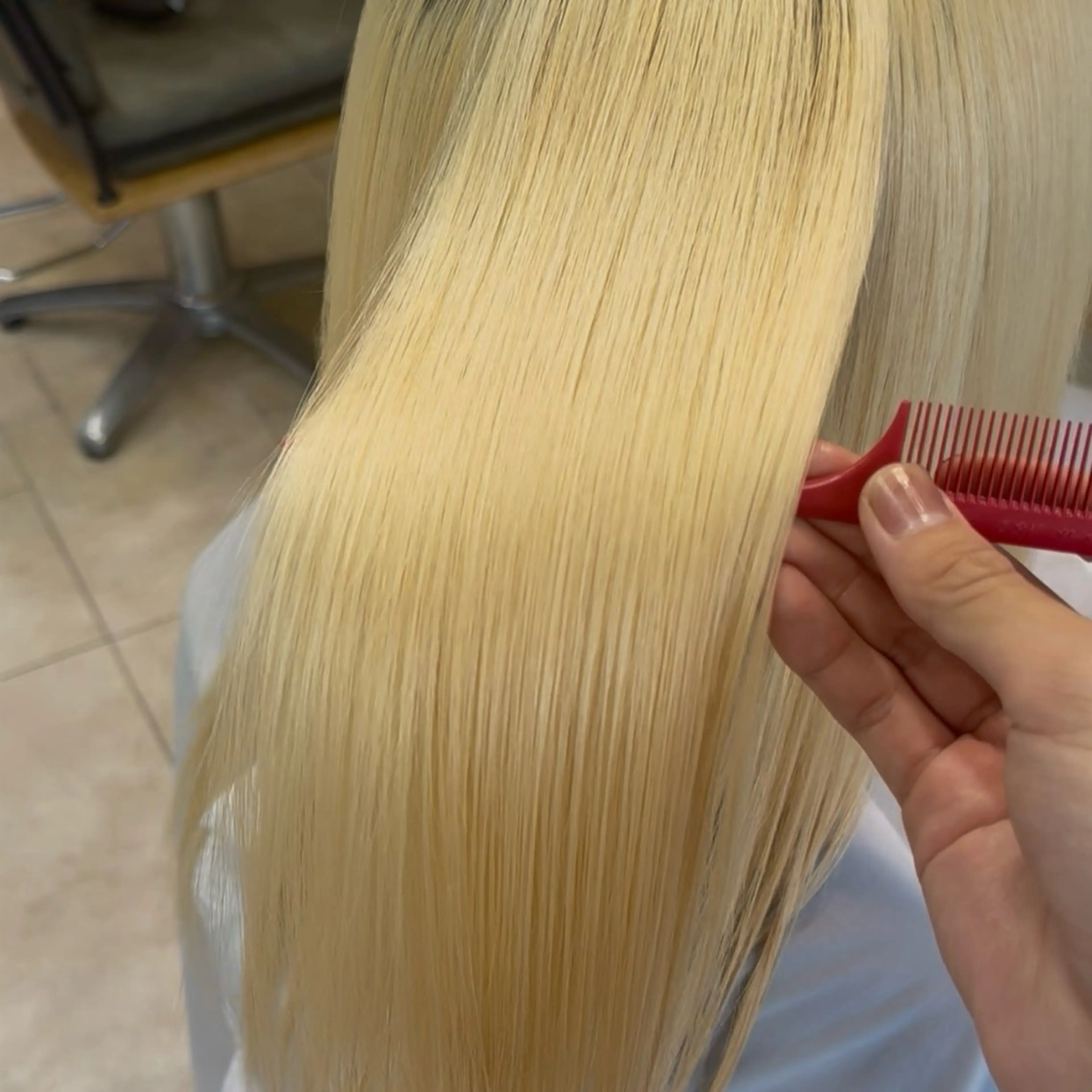 ロング カラー ブリーチ ケアブリーチ ダブルカラー ハイトーンカラー トリートメント ヘアカラー トリートメント アニメオタク美容師/ メンズカット/僚汰のヘアスタイル