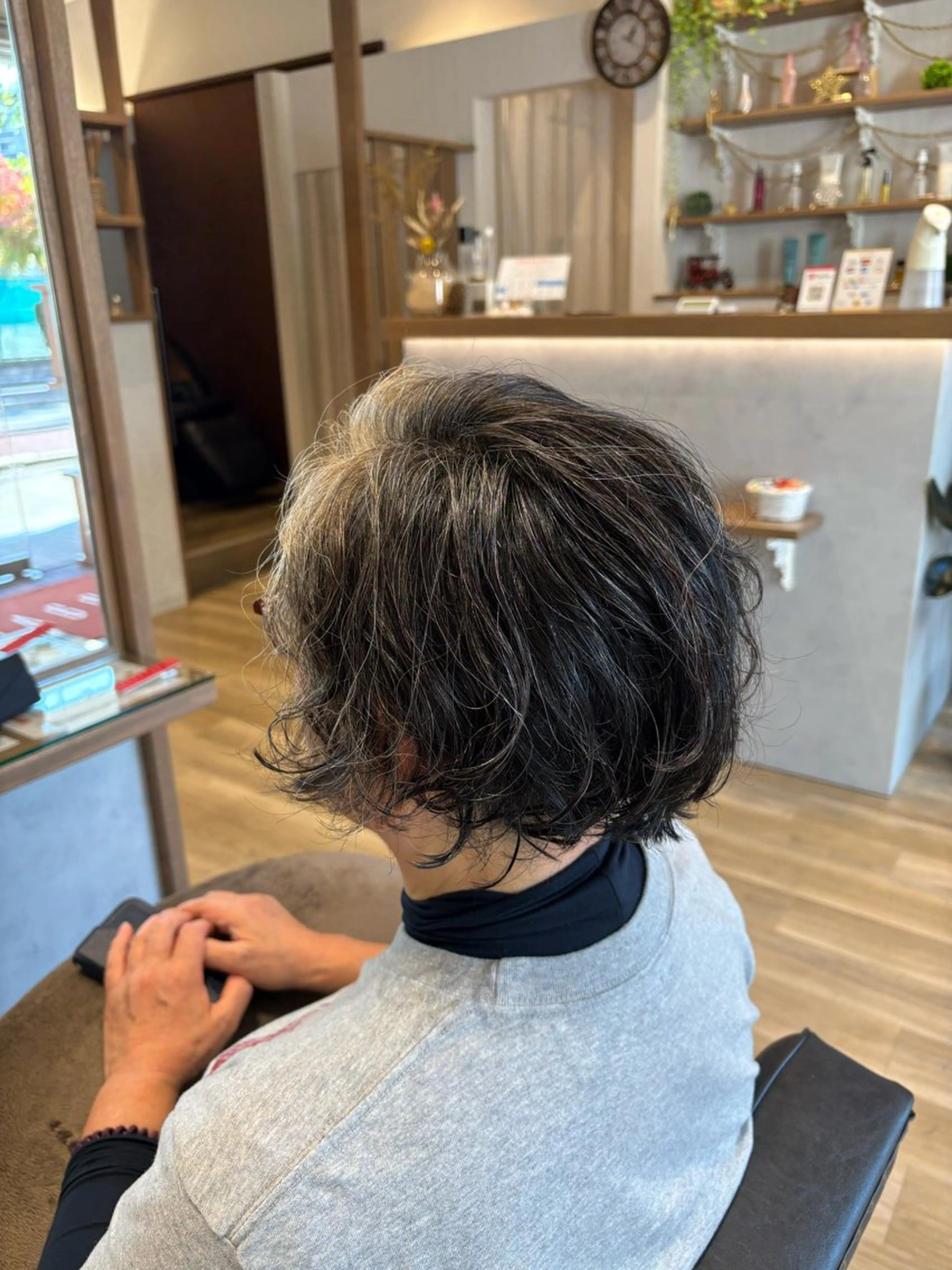 ショート カット パーマ ヘッドスパ 韓国風ヘア🤍/頭皮 ケア🫧　Chikaのヘアスタイル