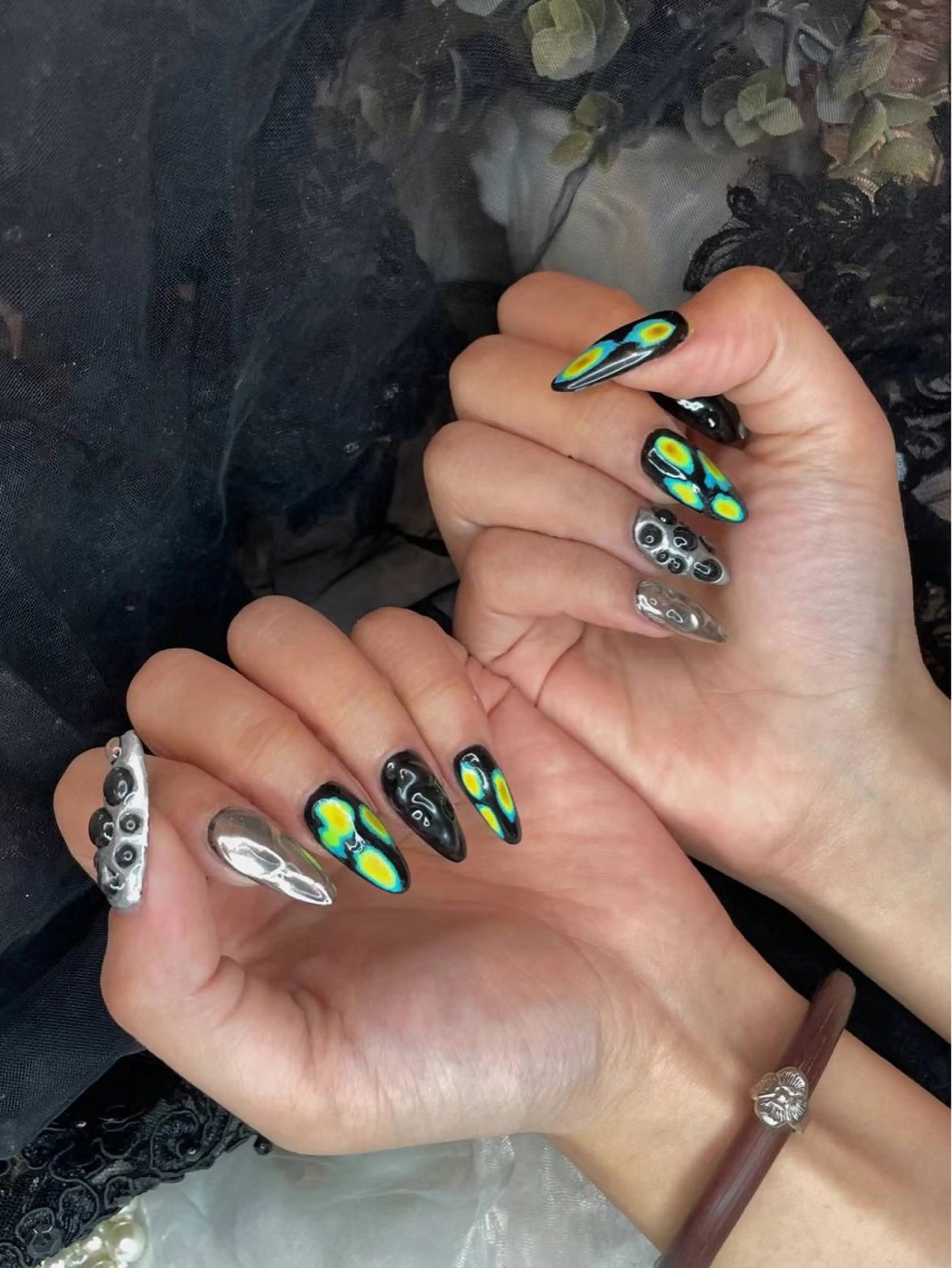 ネイル 大理石ネイル(マーブル) ミラーネイル Babarla Nailのネイルデザイン