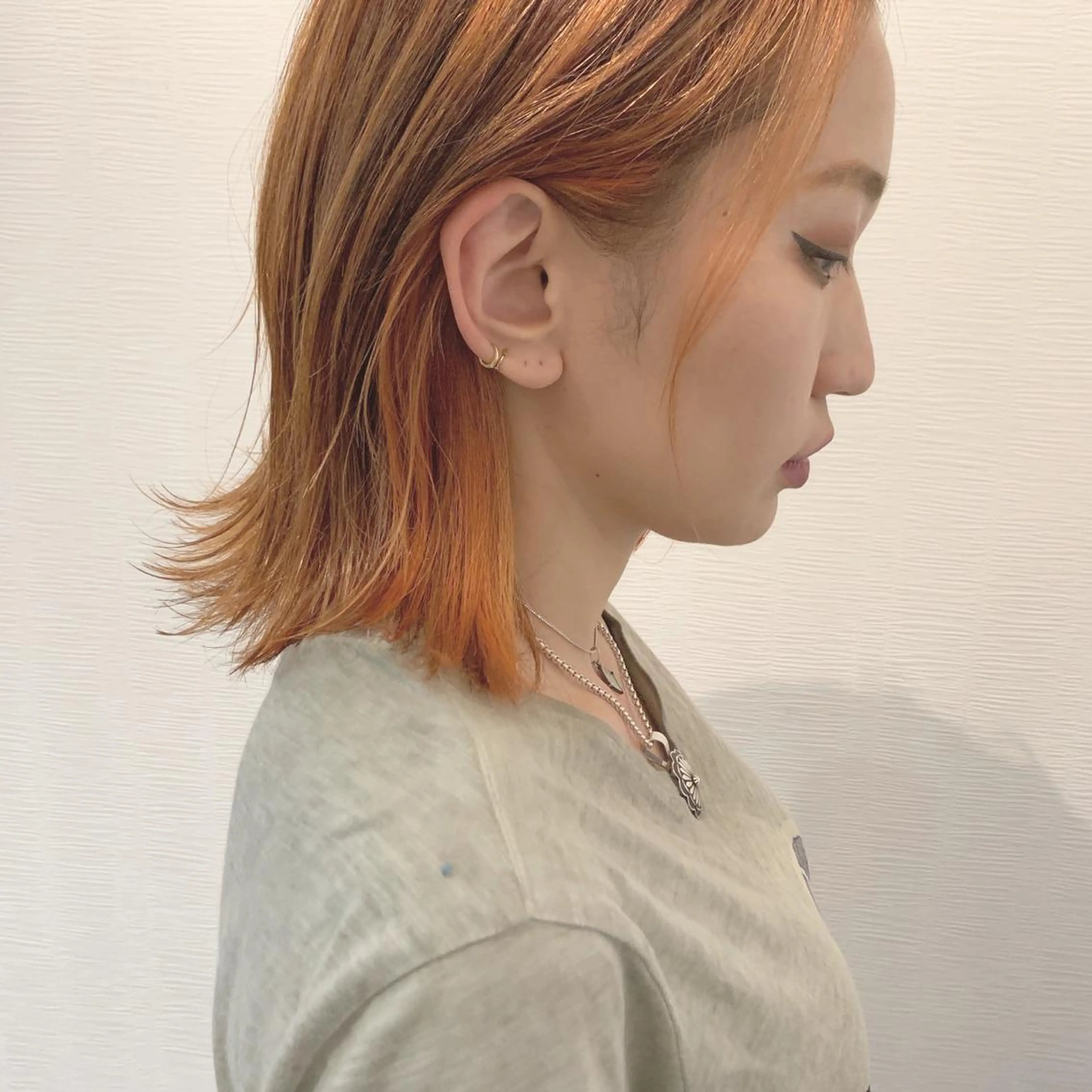 ミディアム カラー ブリーチ インナーカラー オレンジ トリートメント toiro by lien hair atelier所属・池田 真由美のヘアスタイル