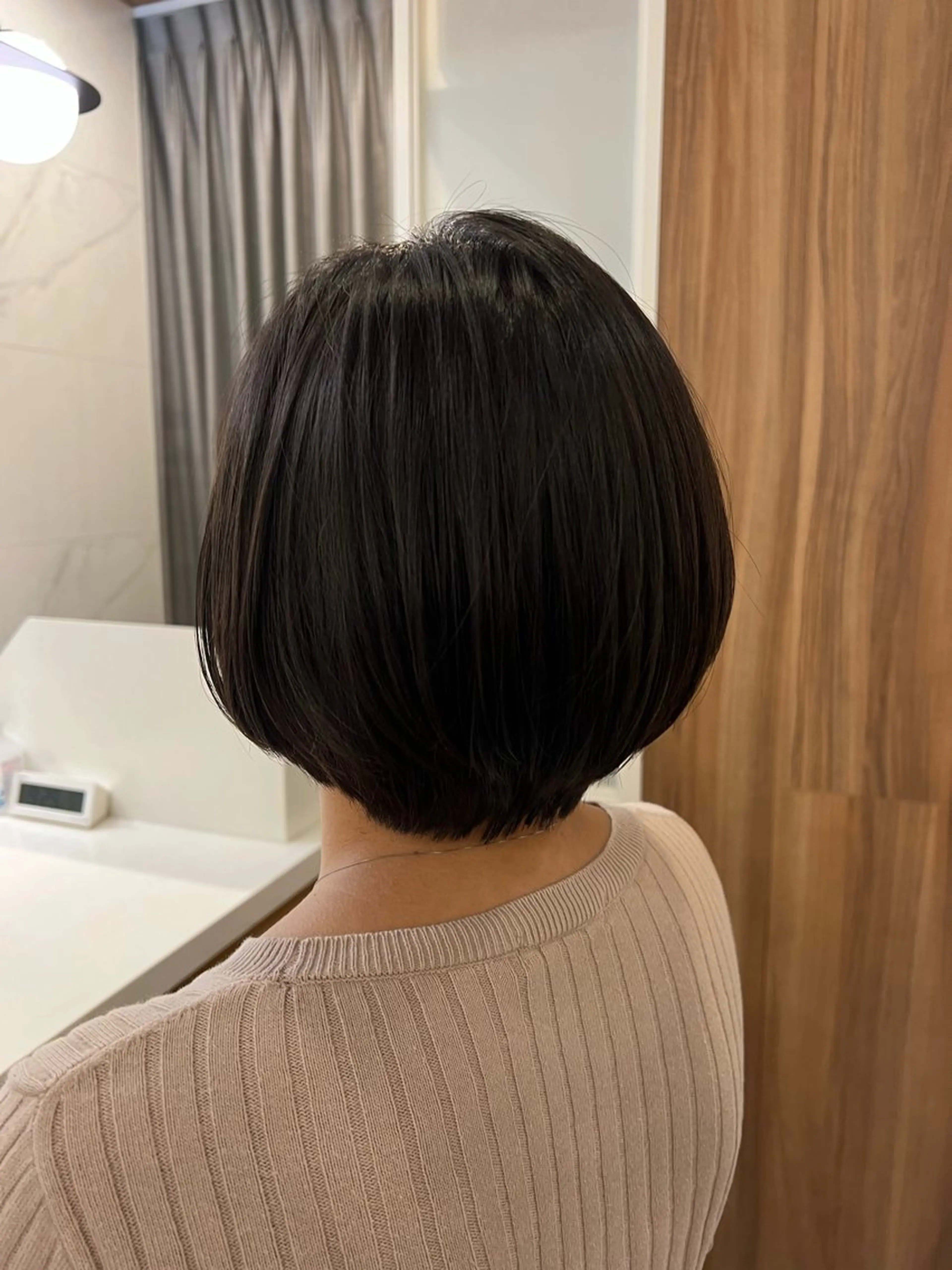 ショート 村中 逸紀のヘアスタイル