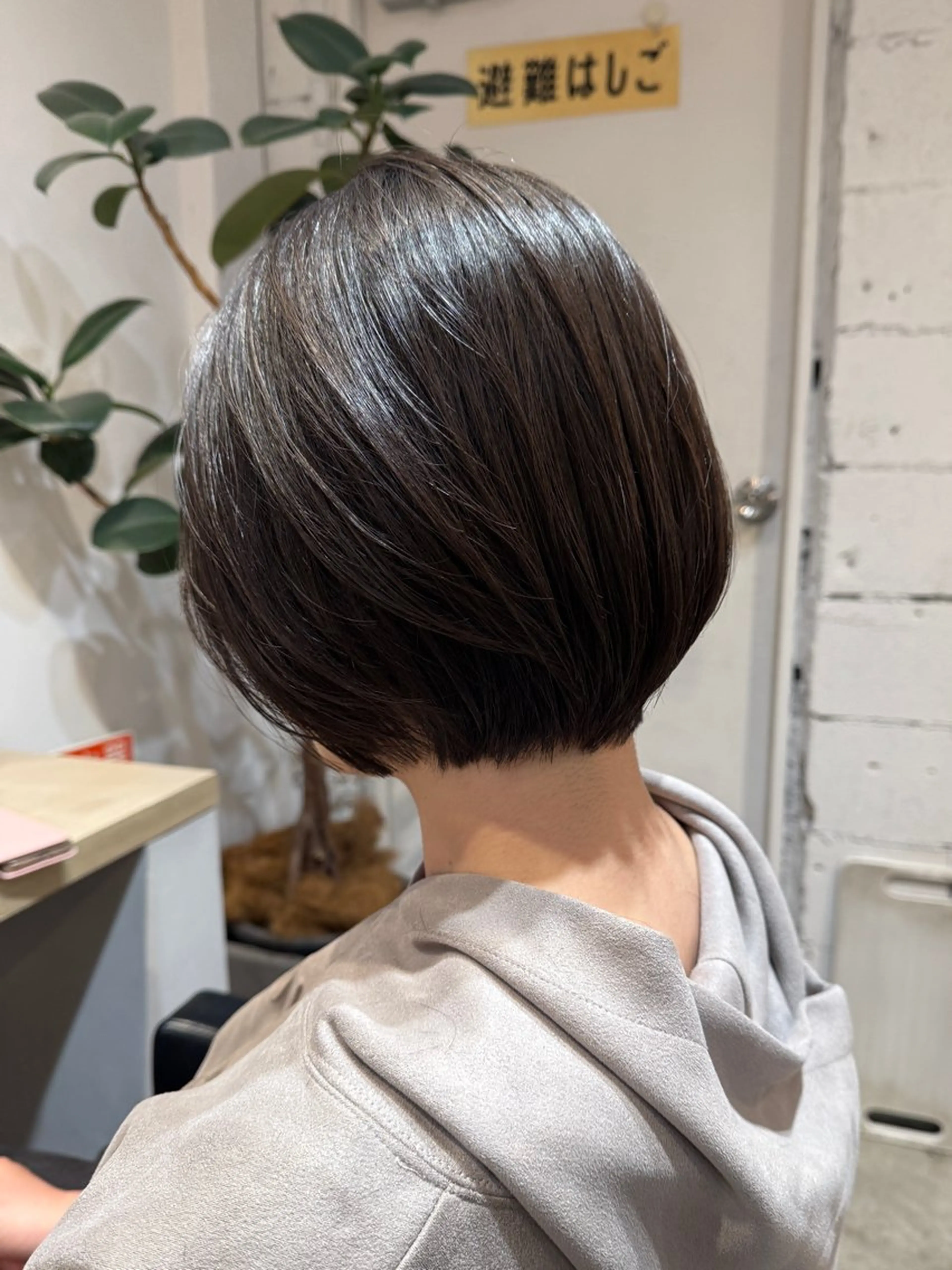 ショート 伊藤 まみのヘアスタイル