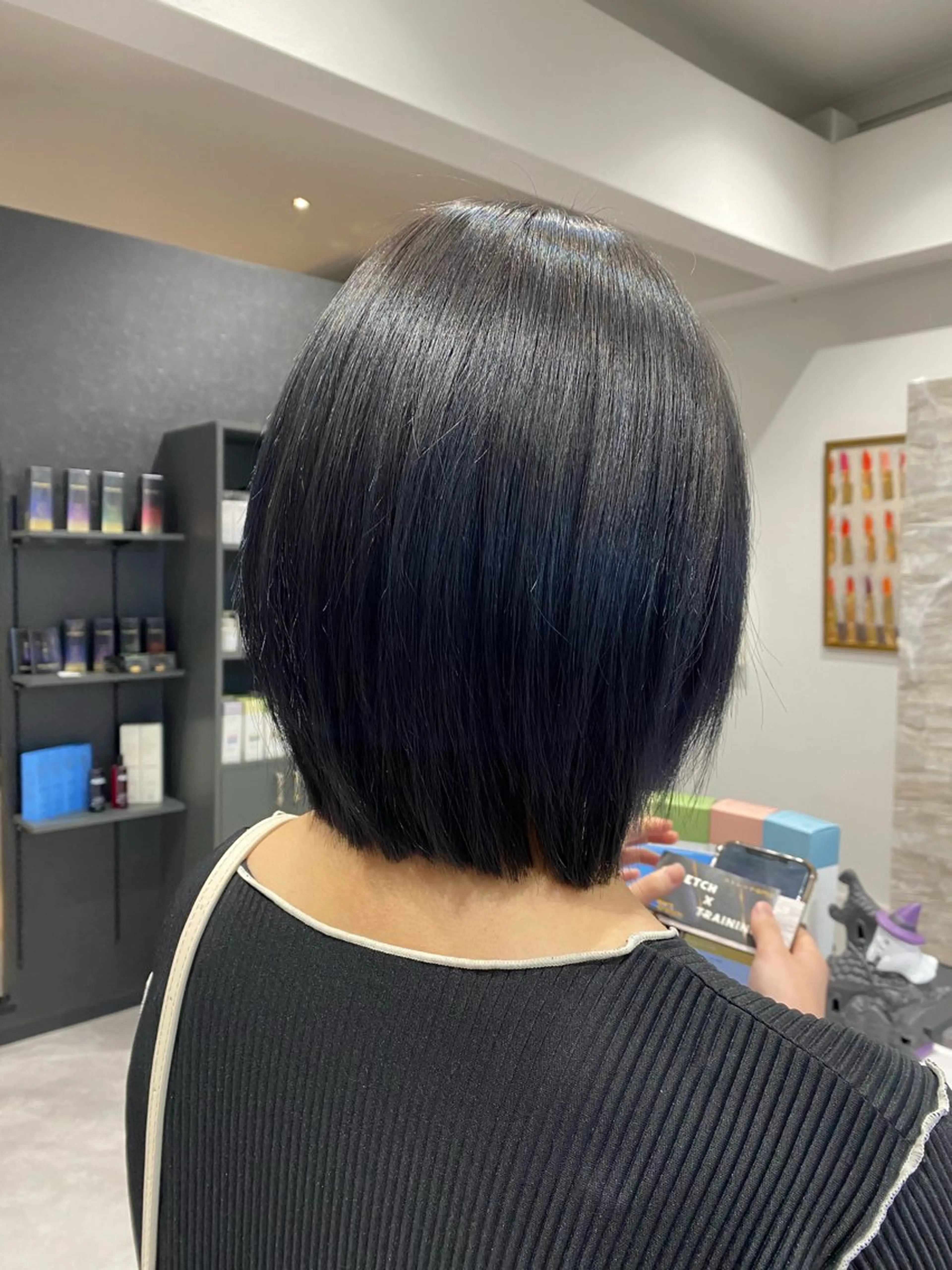 ミディアム アッシュ ハイライト カット ヘアカラー トリートメント maki💖 レイヤー/髪質改善のヘアスタイル