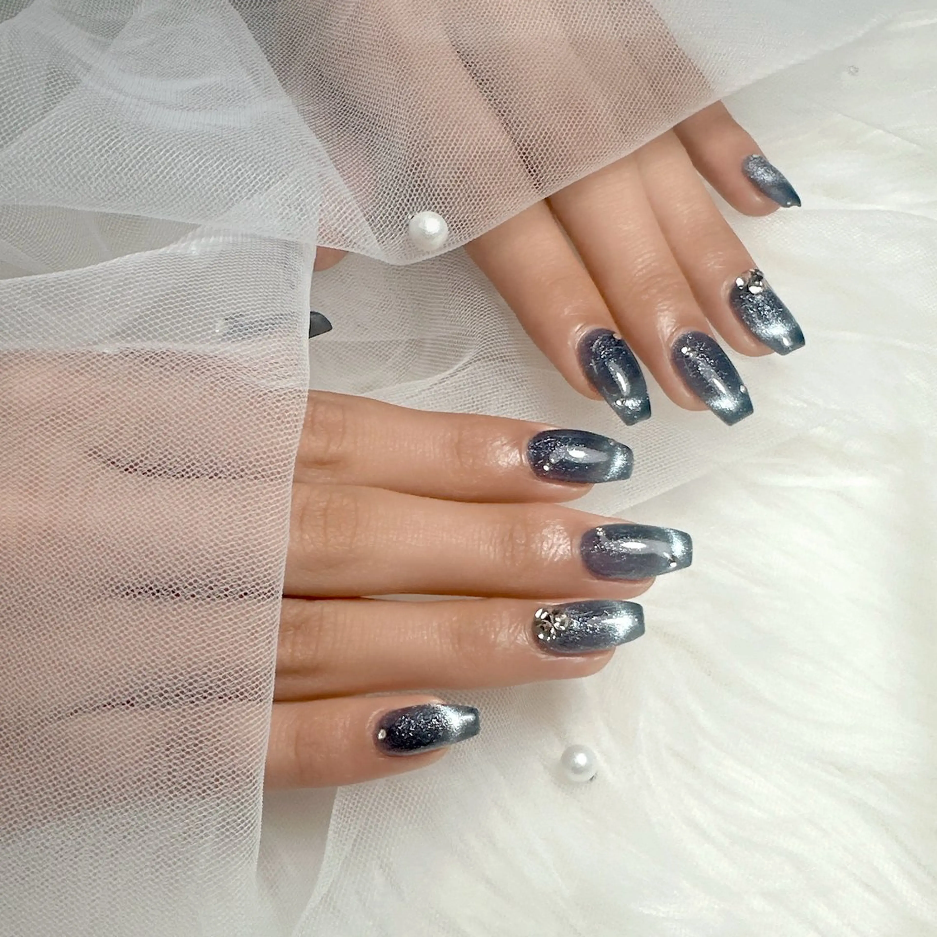 ネイル アートネイル ジェルネイル グラデーション キラキラネイル ラメ(グリッター) ハンドネイル Viola. 優花のネイルデザイン