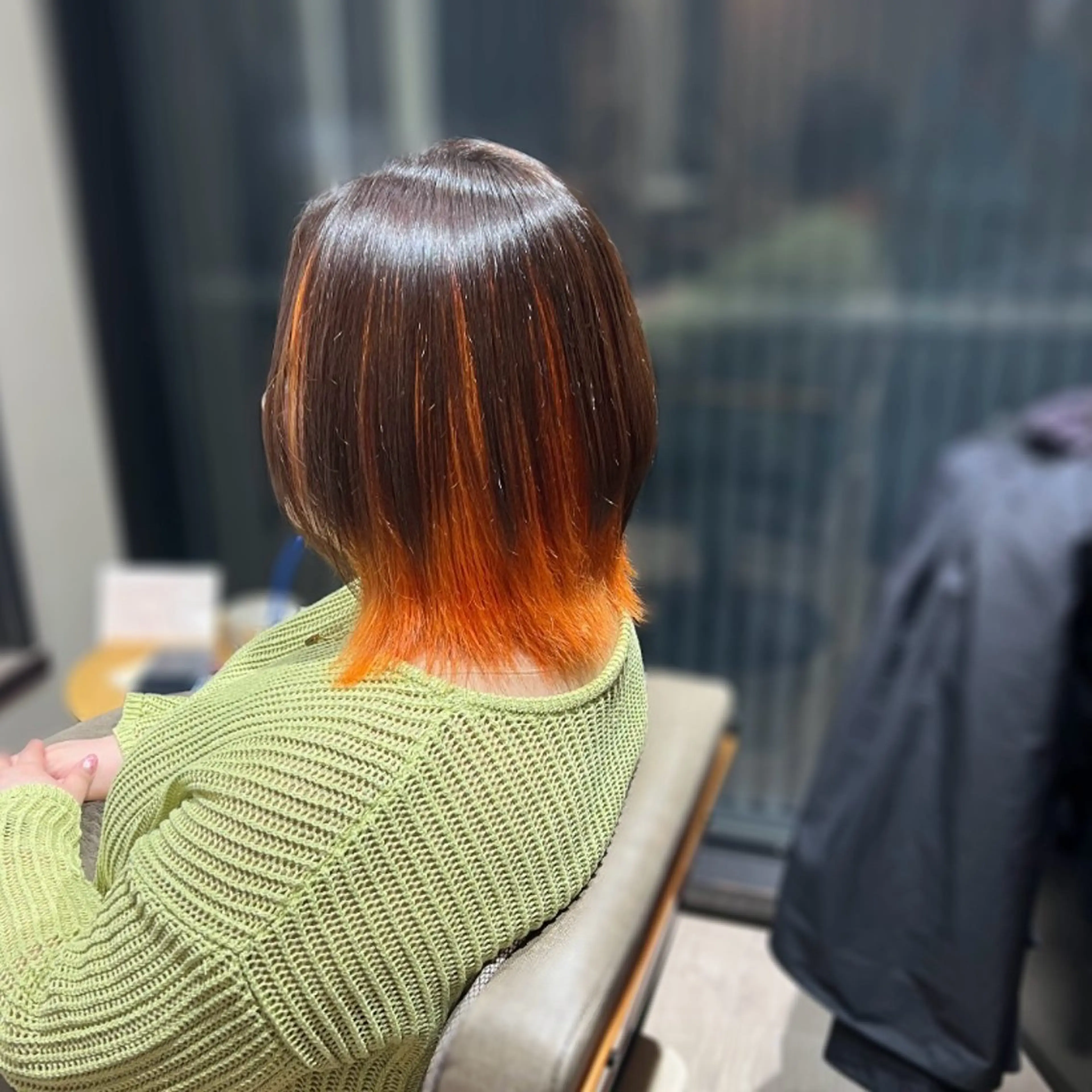 カラー ブリーチ オレンジ ヘアカラー AmiDA 常光のヘアスタイル