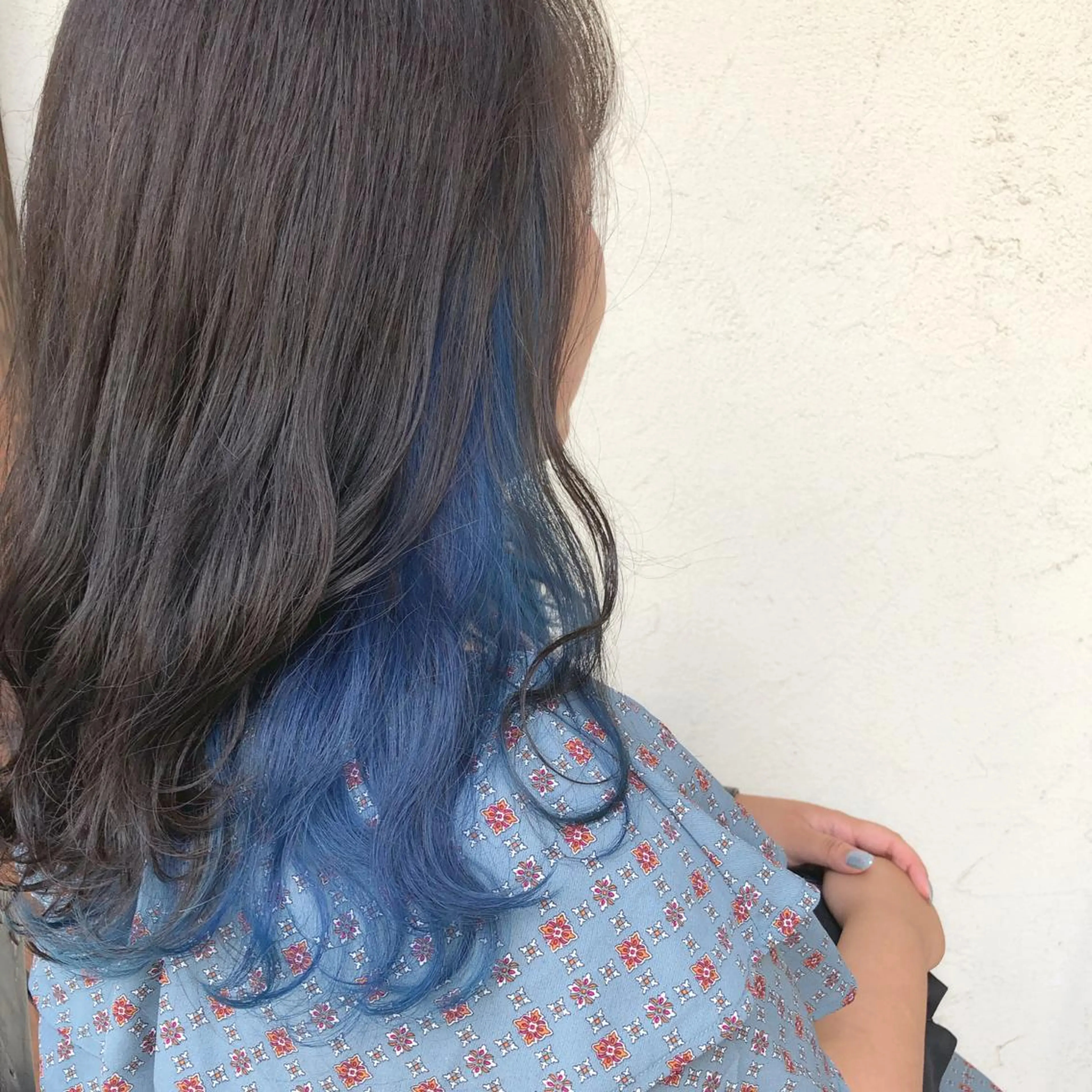 セミロング カラー アディクシーカラー ブルーカラー 艶髪育成サロン 京橋　shinのヘアスタイル