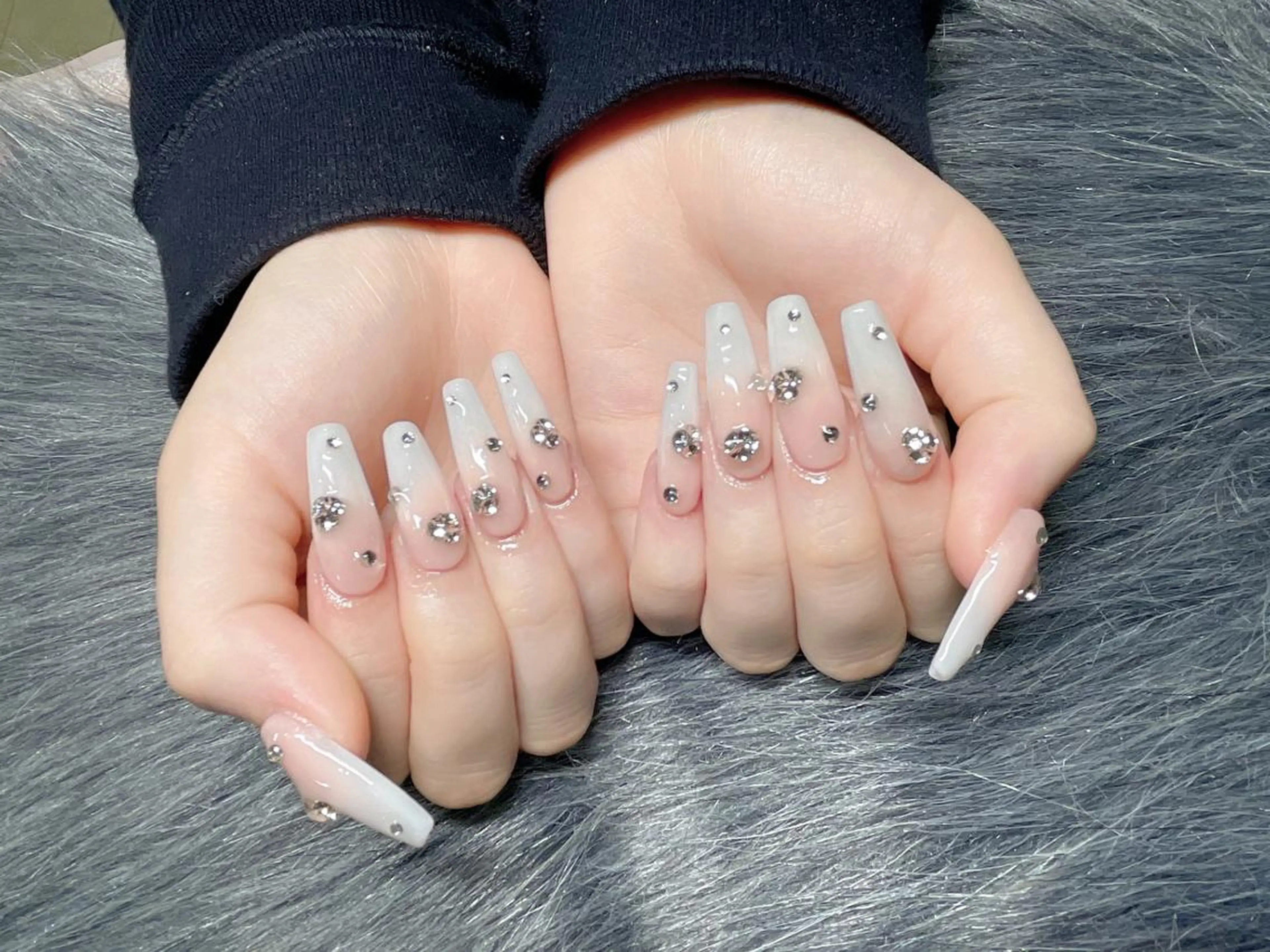 ロング ネイル 《LB》ラブリエ Nail&eyeのマツエク・マツパデザイン