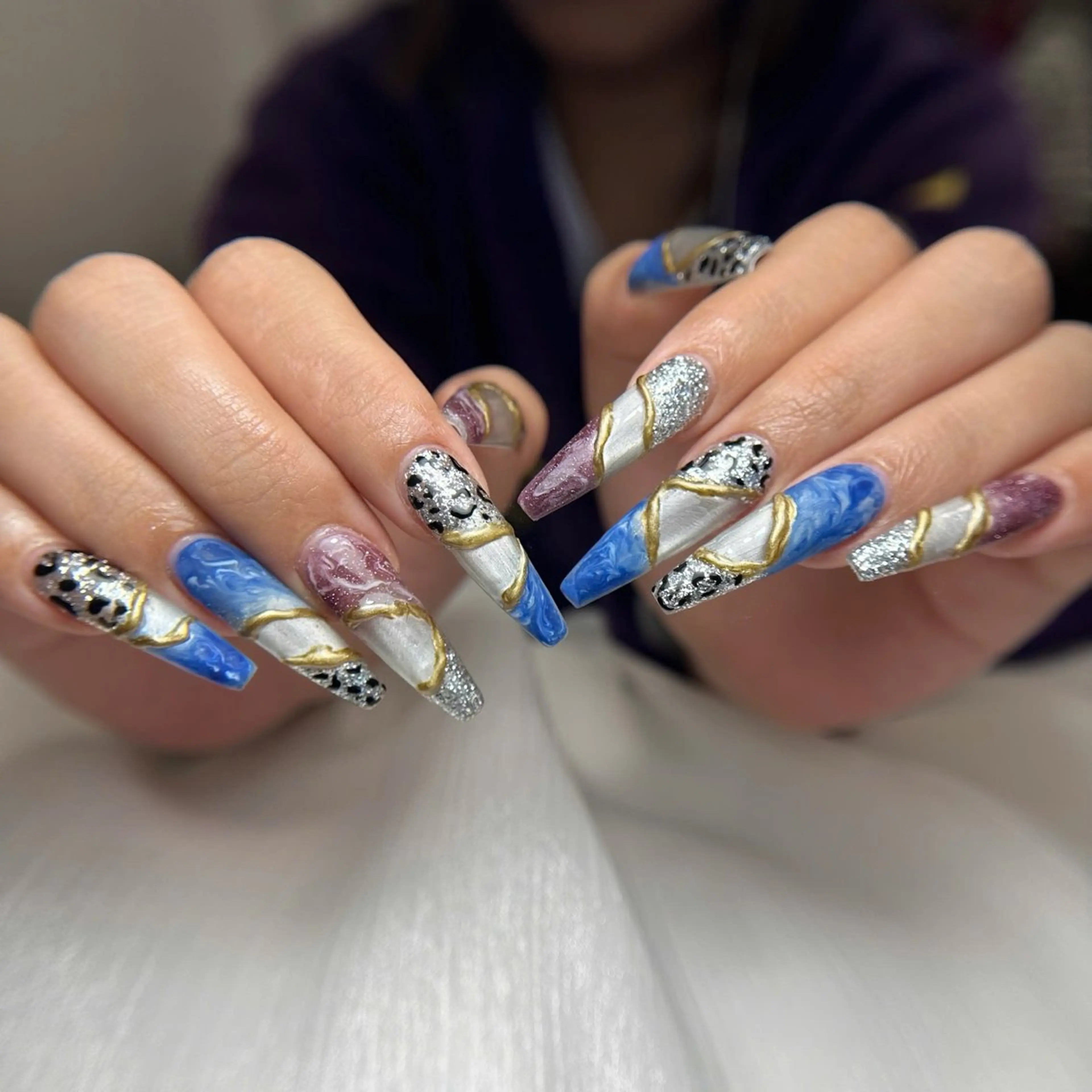 ネイル オーロラネイル 長さ出し フラッシュネイル フレンチネイル ジェルネイル Michi_Nails_Salon所属・Michi Nail Staffのネイルデザイン