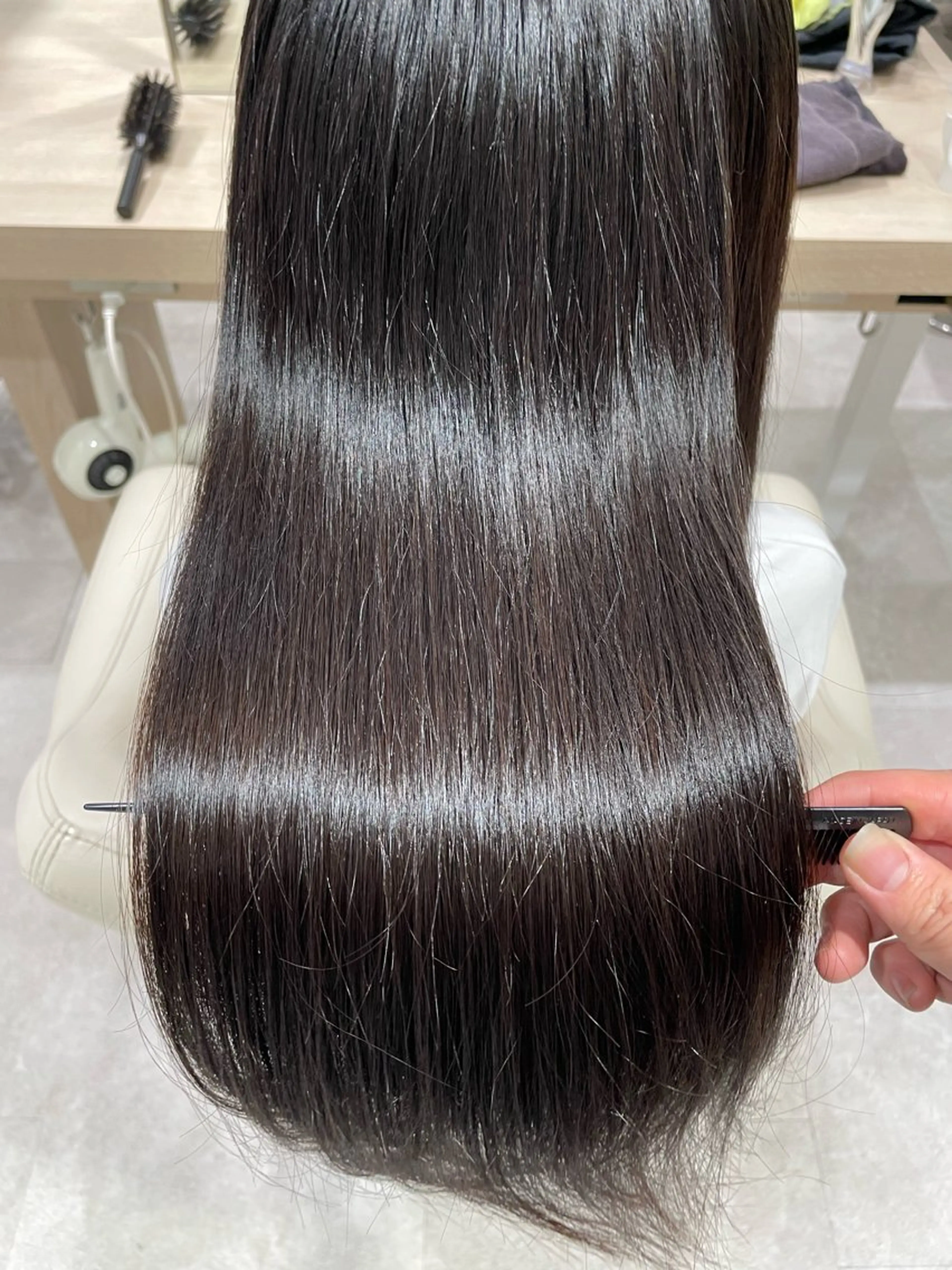 ロング カット 縮毛矯正 白髪ぼかしデザイン ハイライト/宮本純登のヘアスタイル