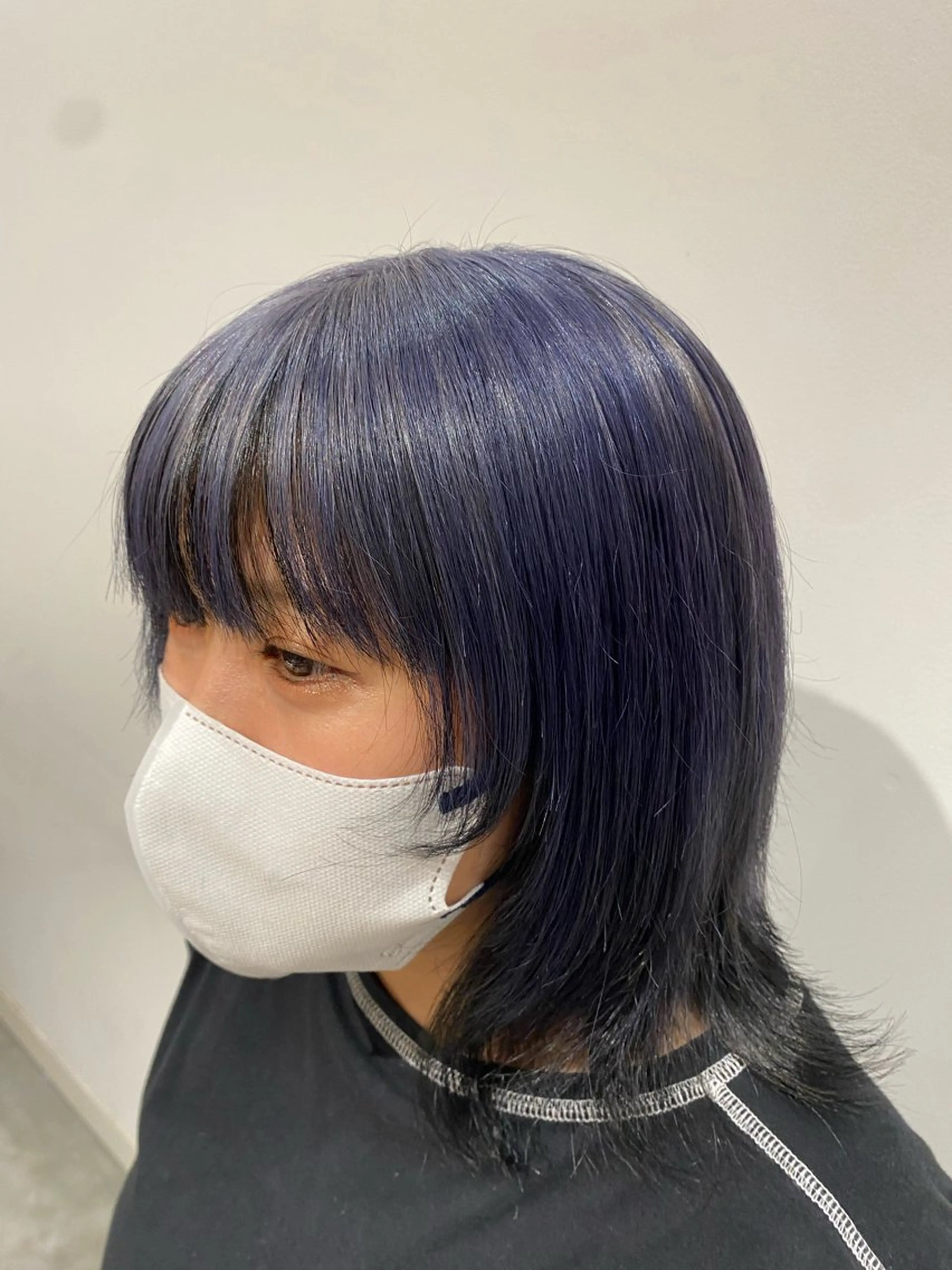 ミディアム カラー ブリーチ デザインカラー ネイビーカラー MIKU ／fulamのヘアスタイル