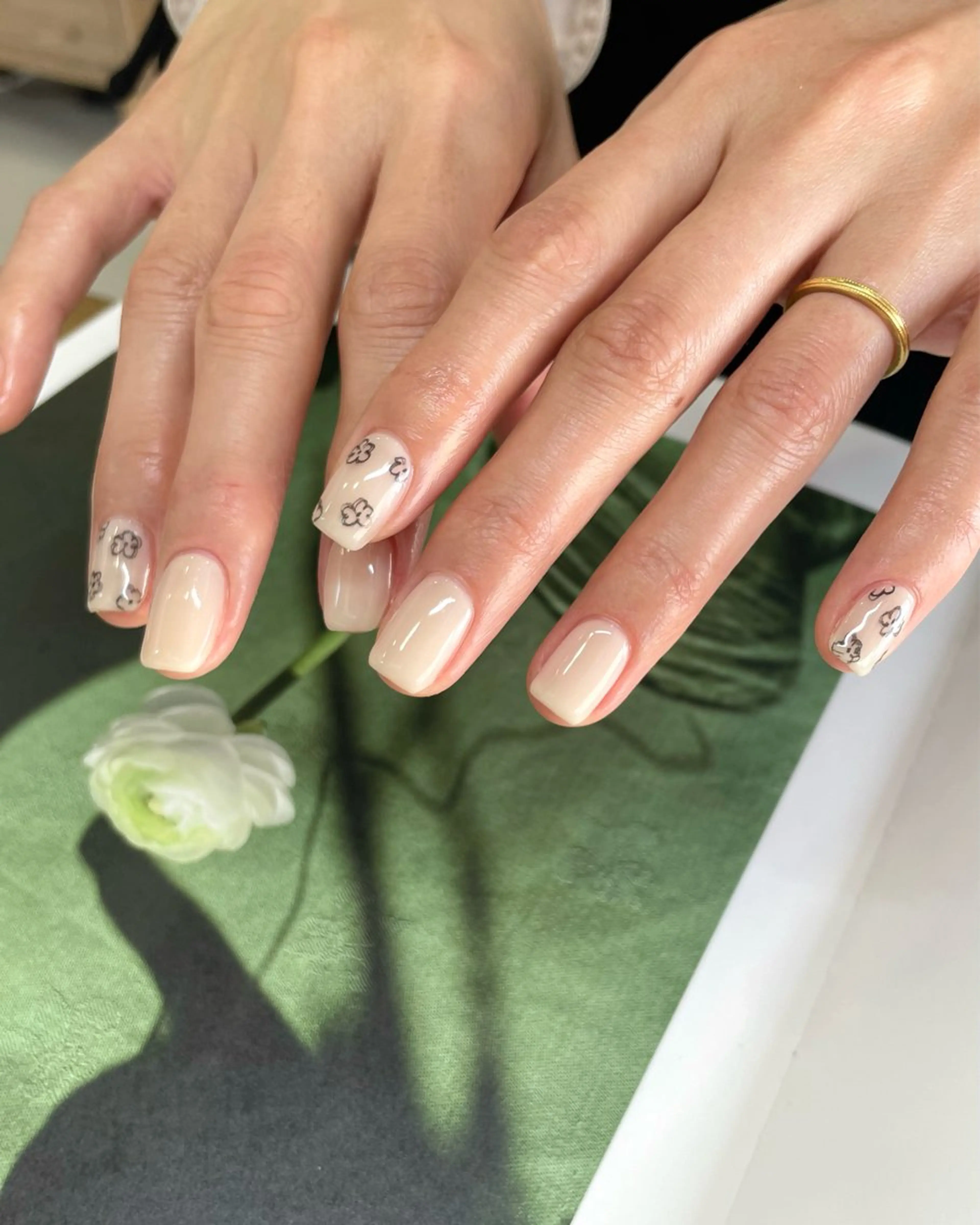 ネイル アートネイル ハンドネイル nailsalon amity🌿池田のネイルデザイン