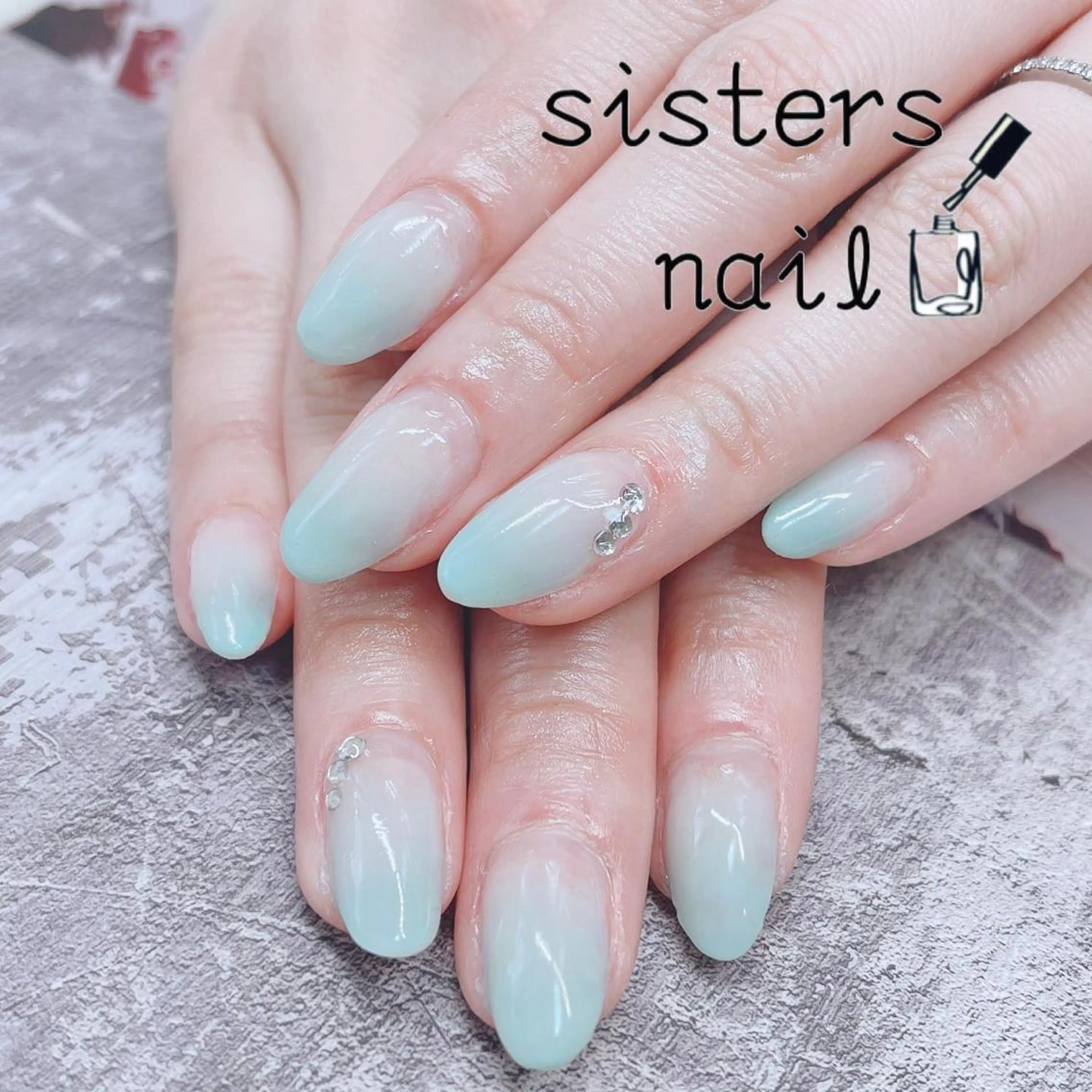 ネイル アートネイル ブルー グラデーション オフィスネイル パステルネイル ハンドネイル フットネイル ハンドケア sisters nail.fのネイルデザイン
