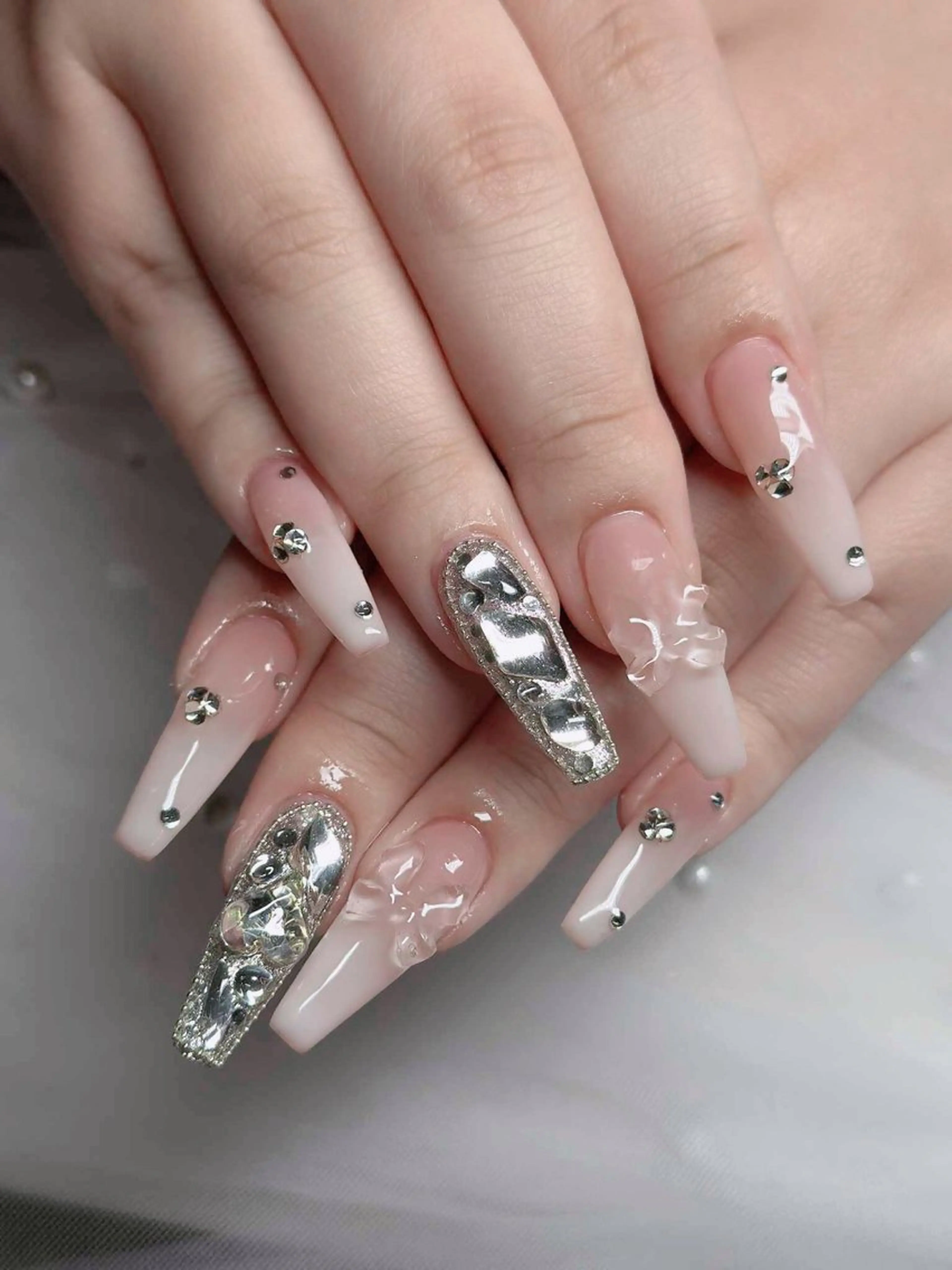 ネイル フレンチネイル ジェルネイル ハロウィン 韓国ネイル マグネットネイル ハンドネイル Hbaby nailのネイルデザイン