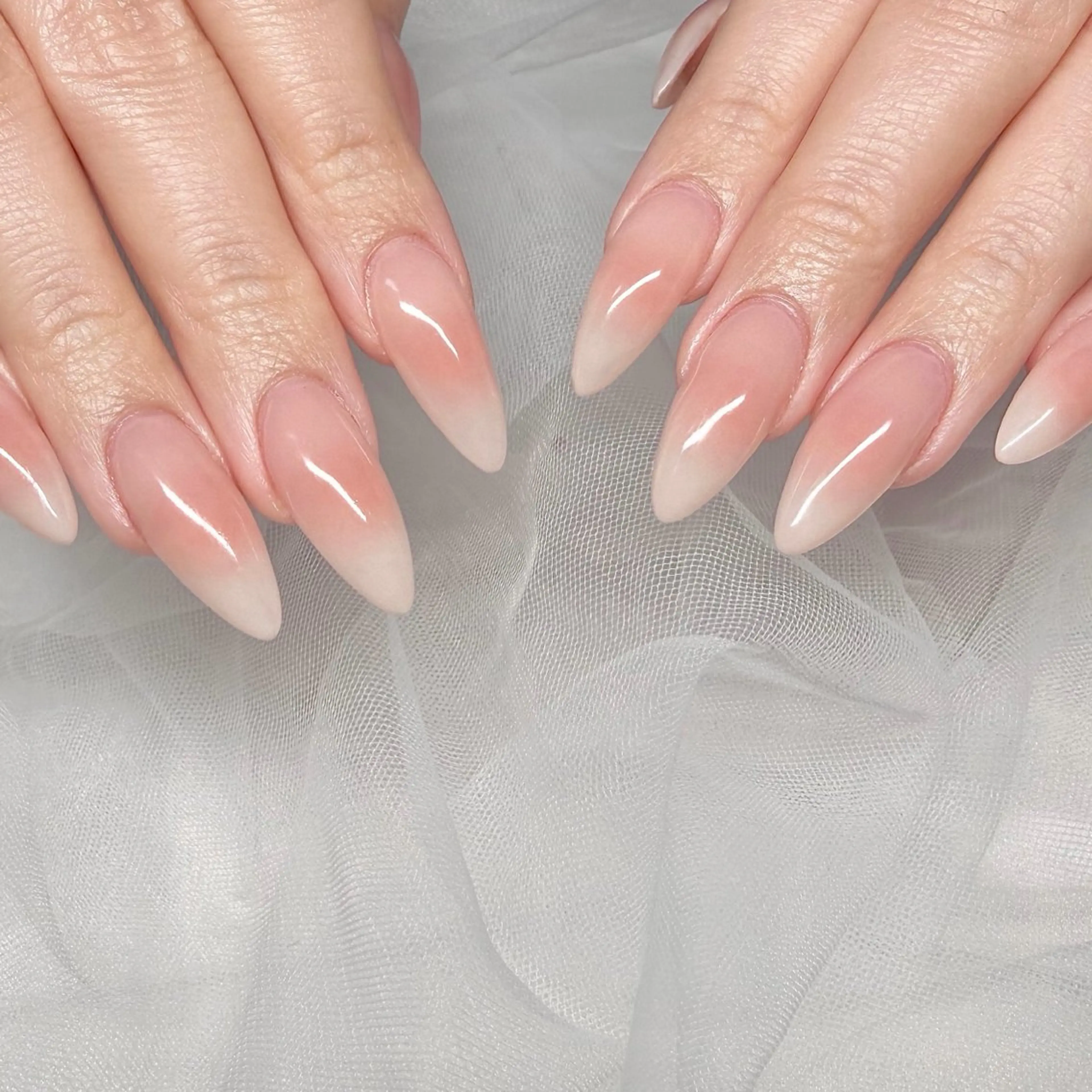 ネイル 長さ出し フラッシュネイル ジェルネイル マグネットネイル 持ち込み ハンドネイル 🌷Gemini nami🌷のネイルデザイン