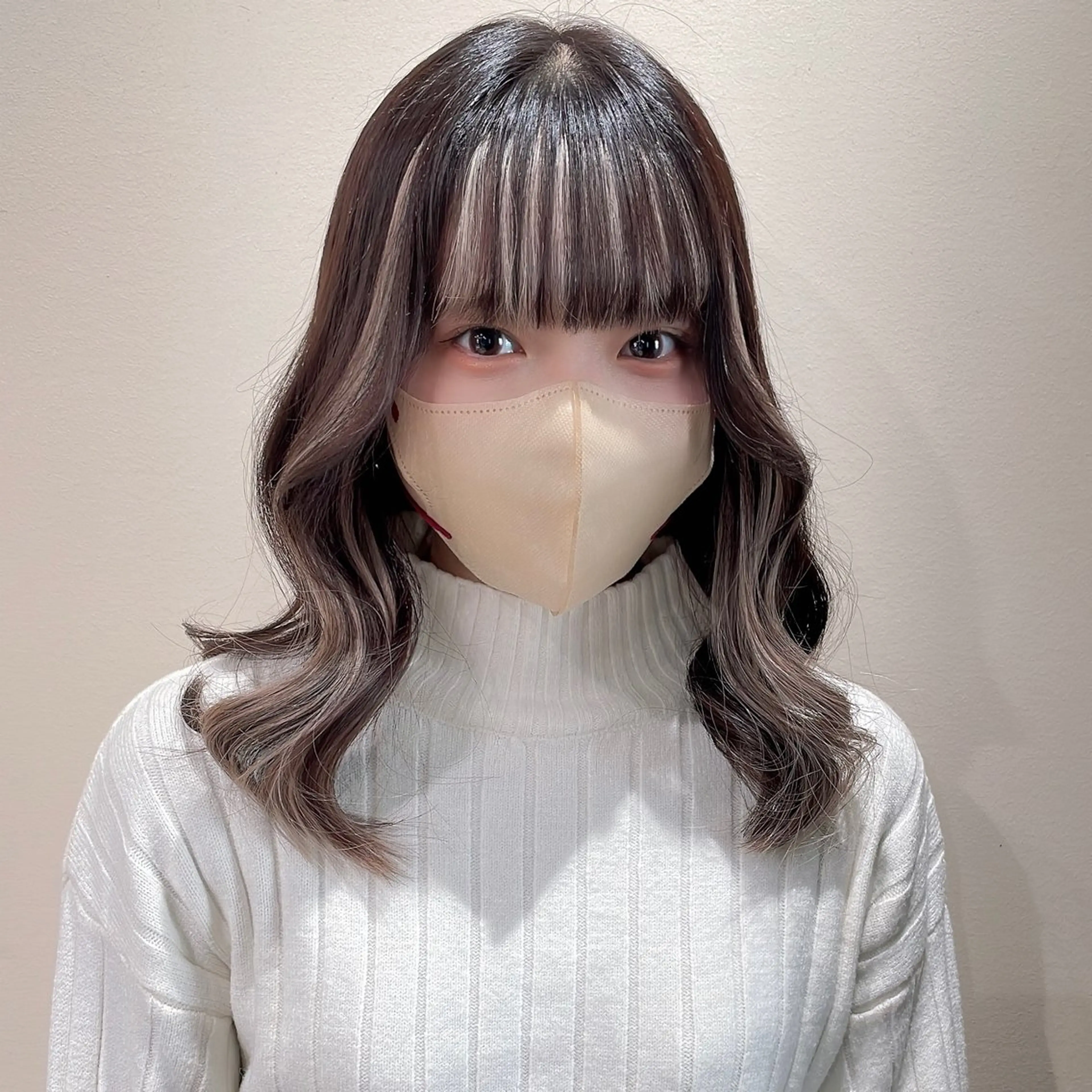 セミロング カラー イヤリングカラー インナーカラー エクステ ヘアカラー エクステ 🦋美髪/エクステ 🦋アベイクミのヘアスタイル