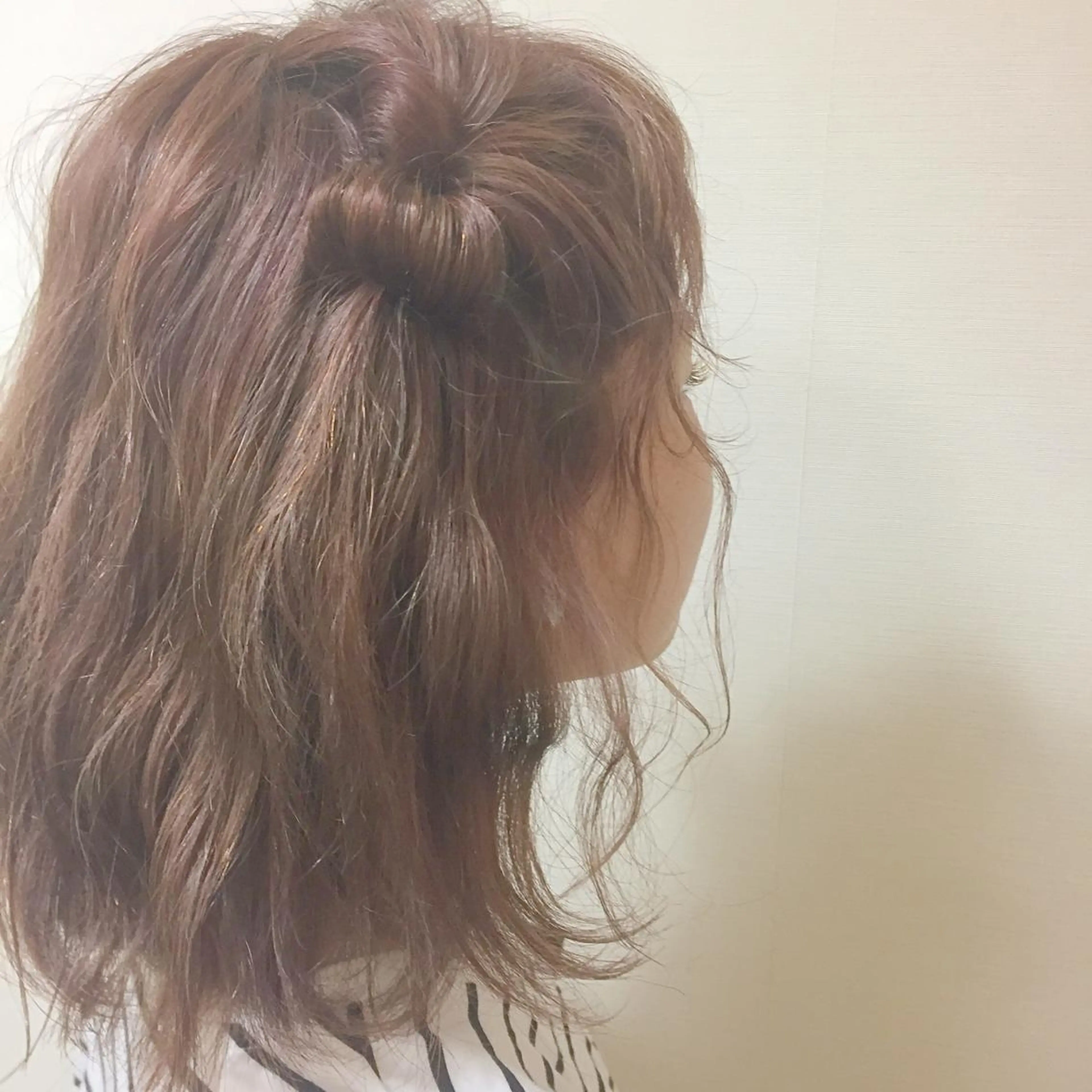 ミディアム カラー パーマ ヘアアレンジ 透け感/くびれヘア/ レイヤー/カズキ🍭のヘアスタイル