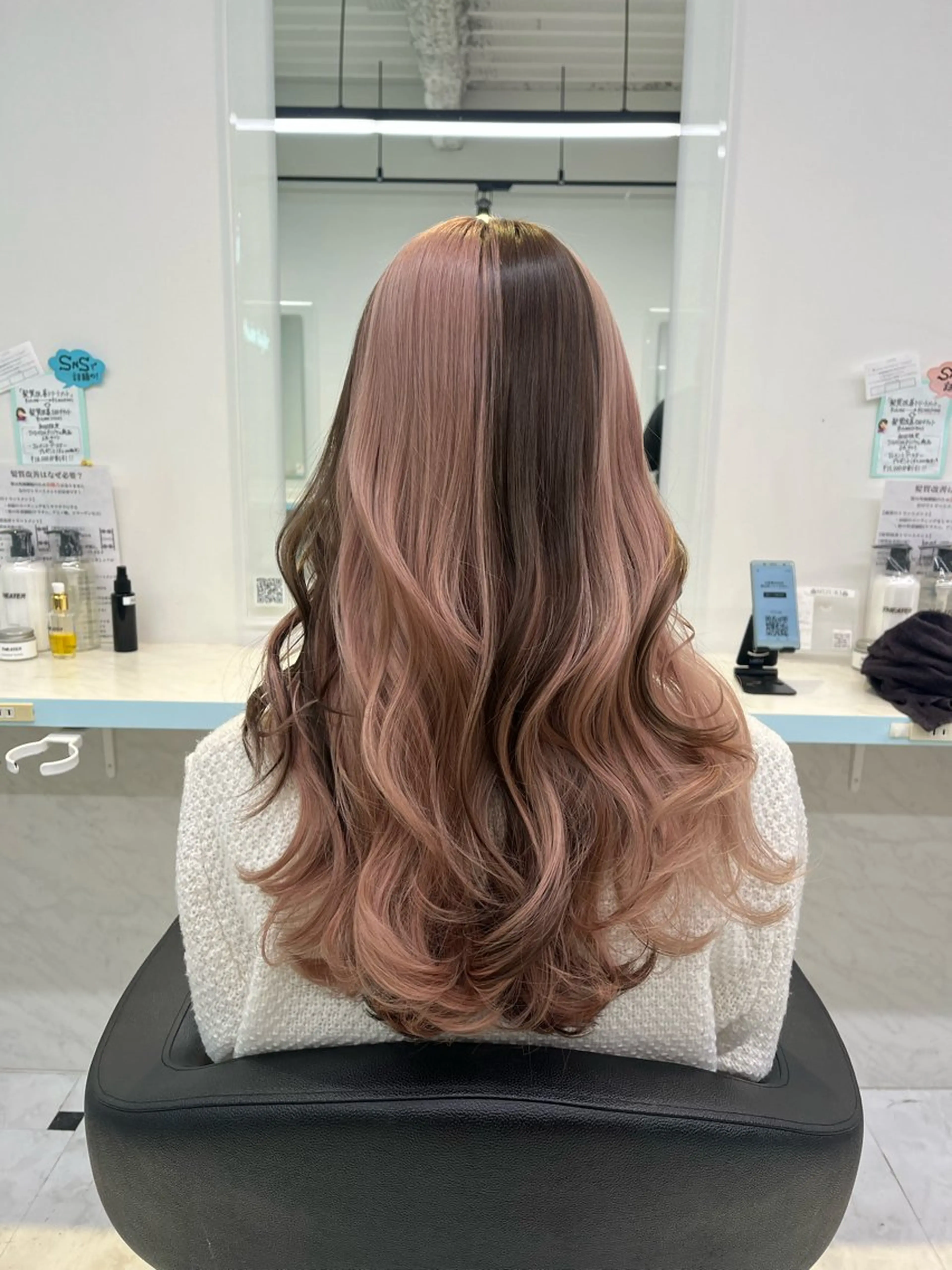 ロング カラー ヘアカラー ブリーチカラー 🩵MIZUKIのヘアスタイル