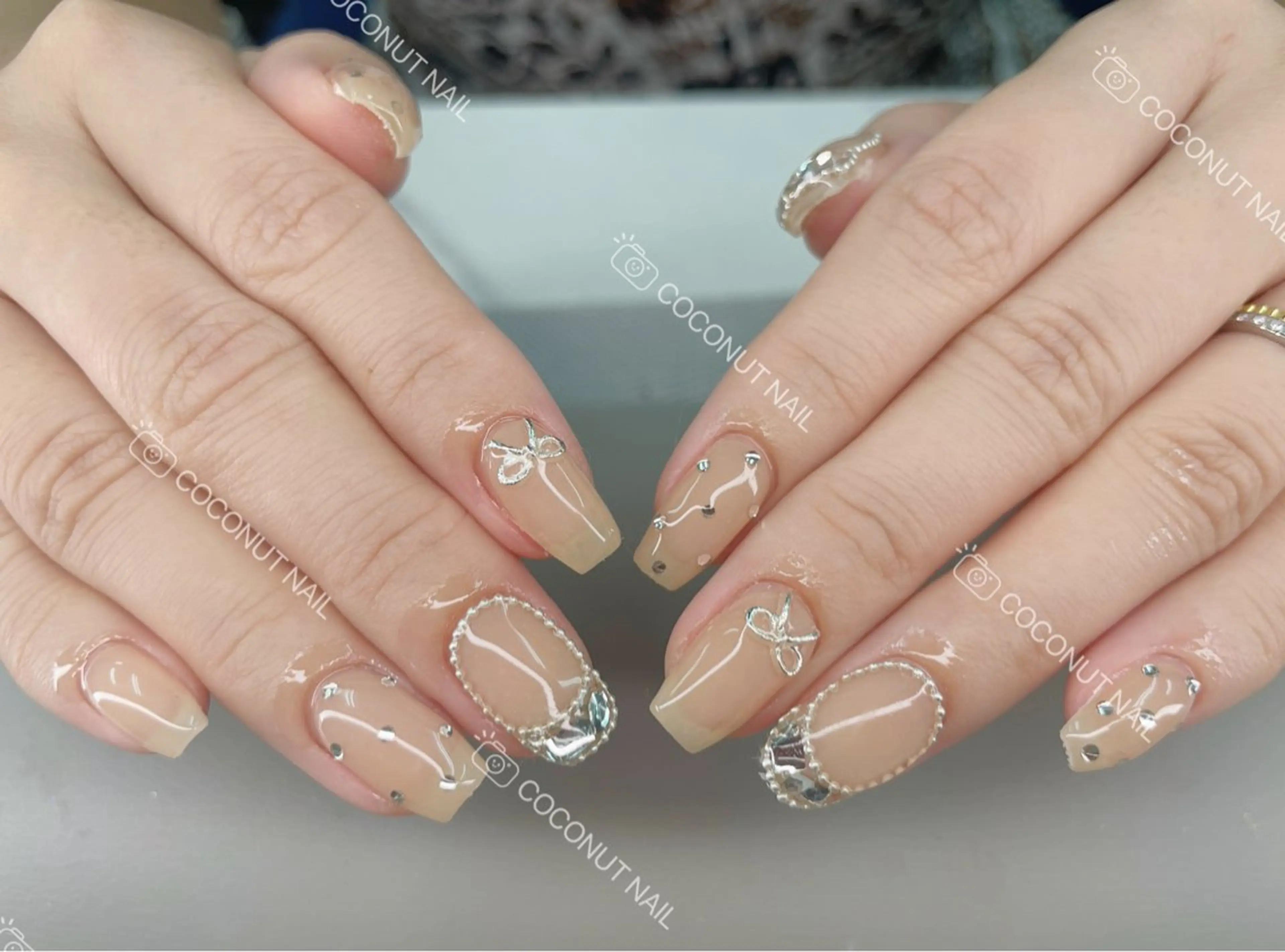 ネイル ハンドネイル 神田 ココナッツのネイルデザイン