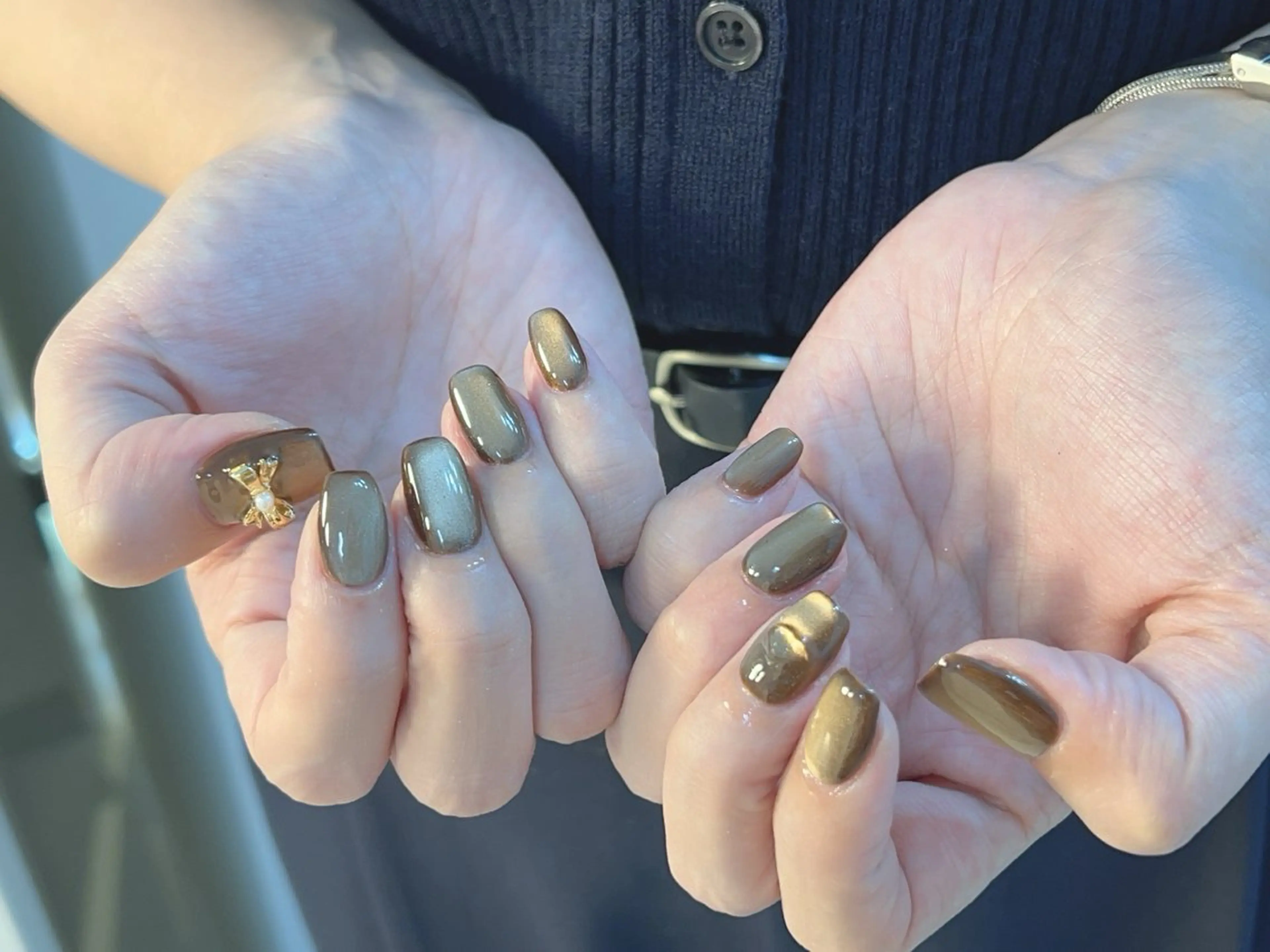 ネイル マグネットネイル ハンドネイル L&Y Nail salonのネイルデザイン