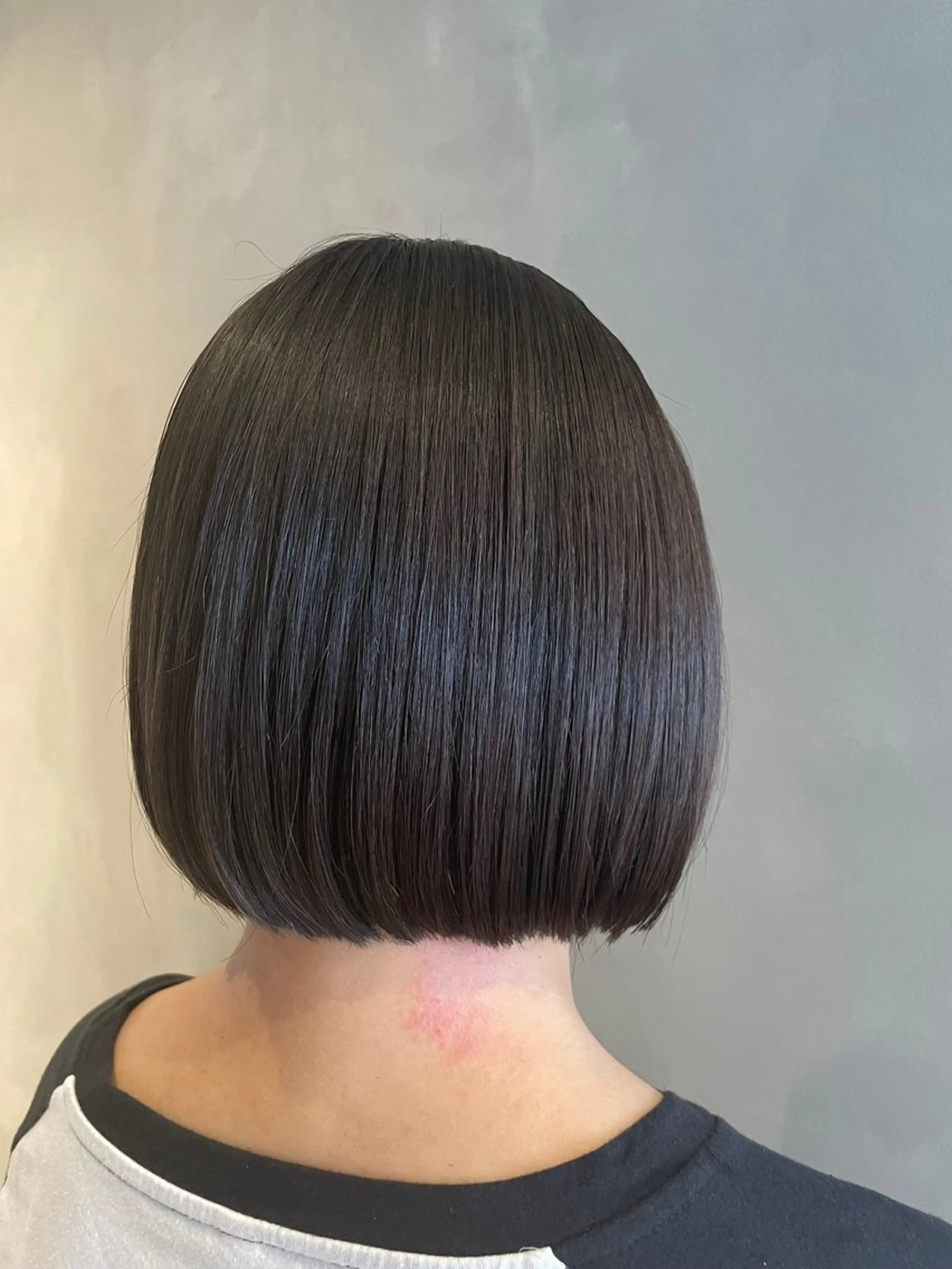 ショート カット 長谷川 沙紀のヘアスタイル