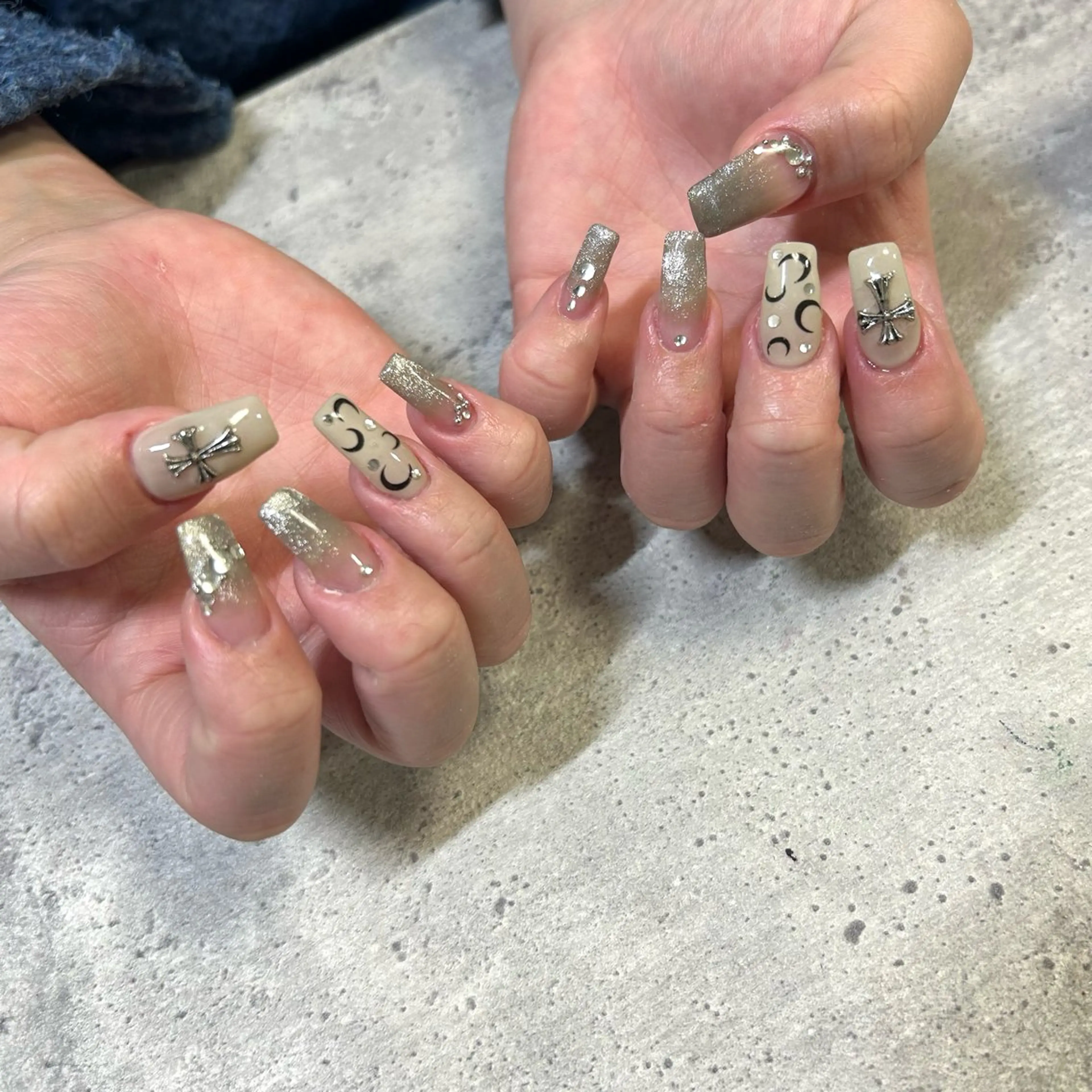 ネイル 今福鶴見ネイル 8(ｴｲﾄ)のネイルデザイン