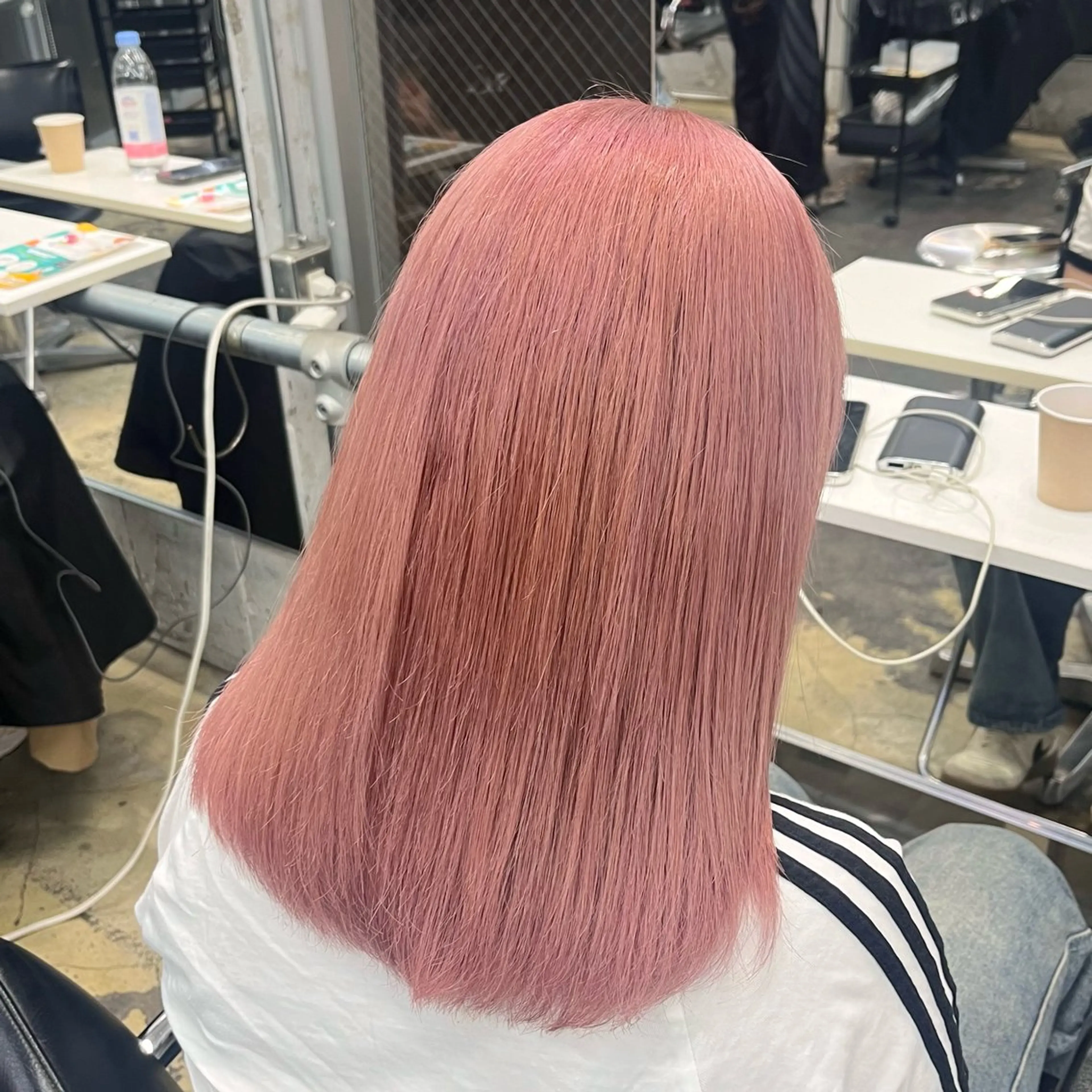 セミロング カラー ヘアアレンジ ブリーチ ピンクカラー ホワイトピンク 🎀モテ暖色× エクステ🎀あかりのヘアスタイル