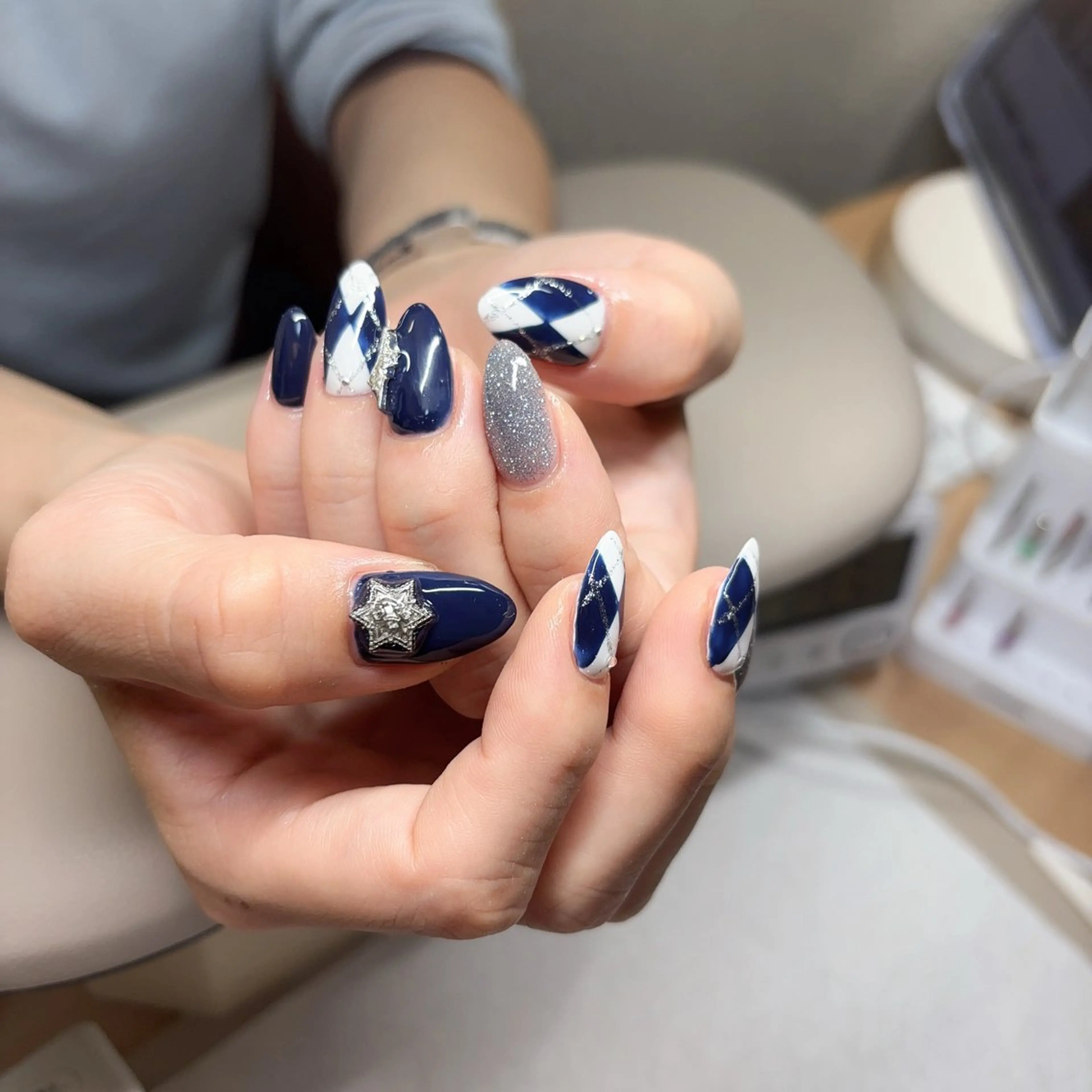 ネイル ハンドネイル 33 nail salon 徳山里美のネイルデザイン