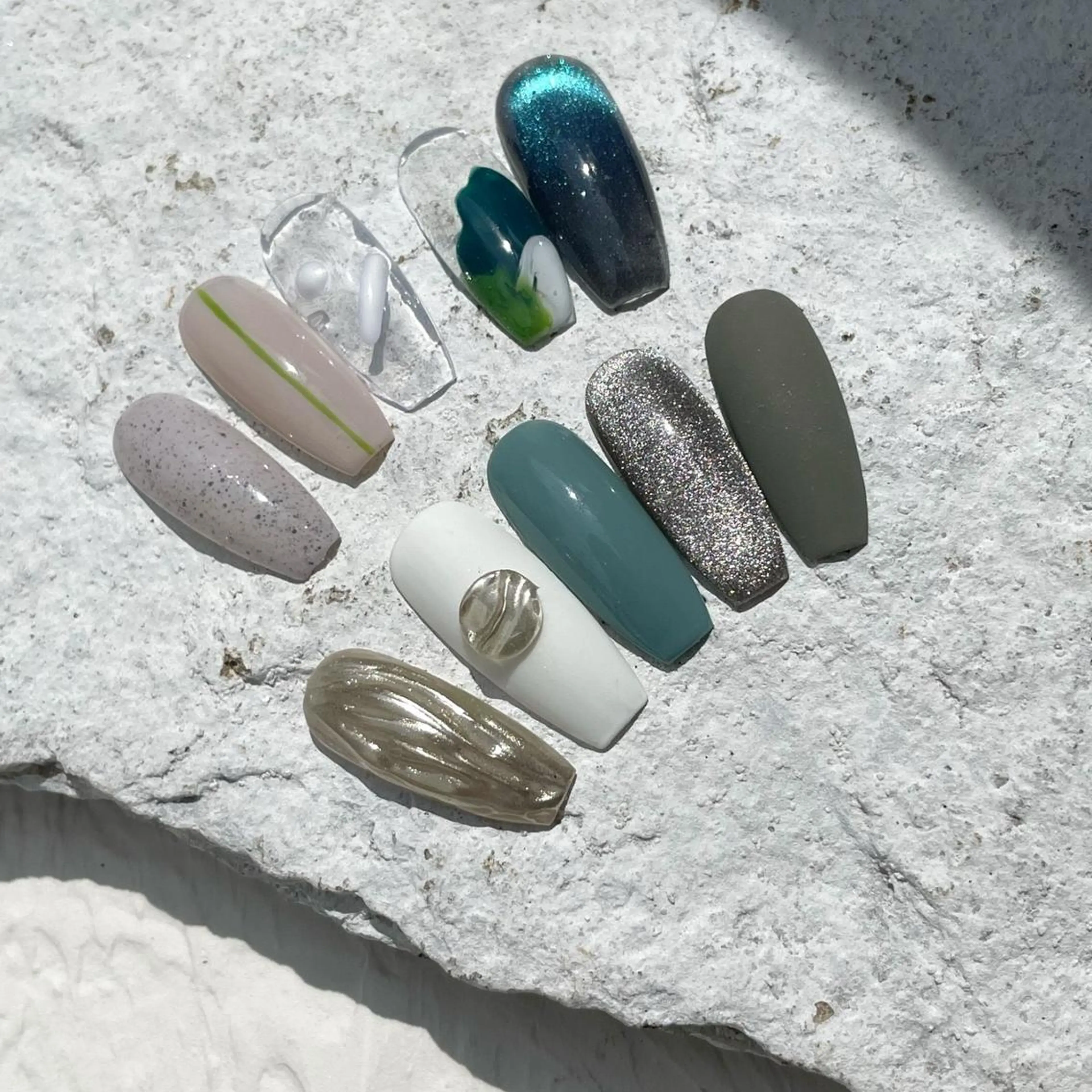 ネイル maimai W 【放出店】のネイルデザイン