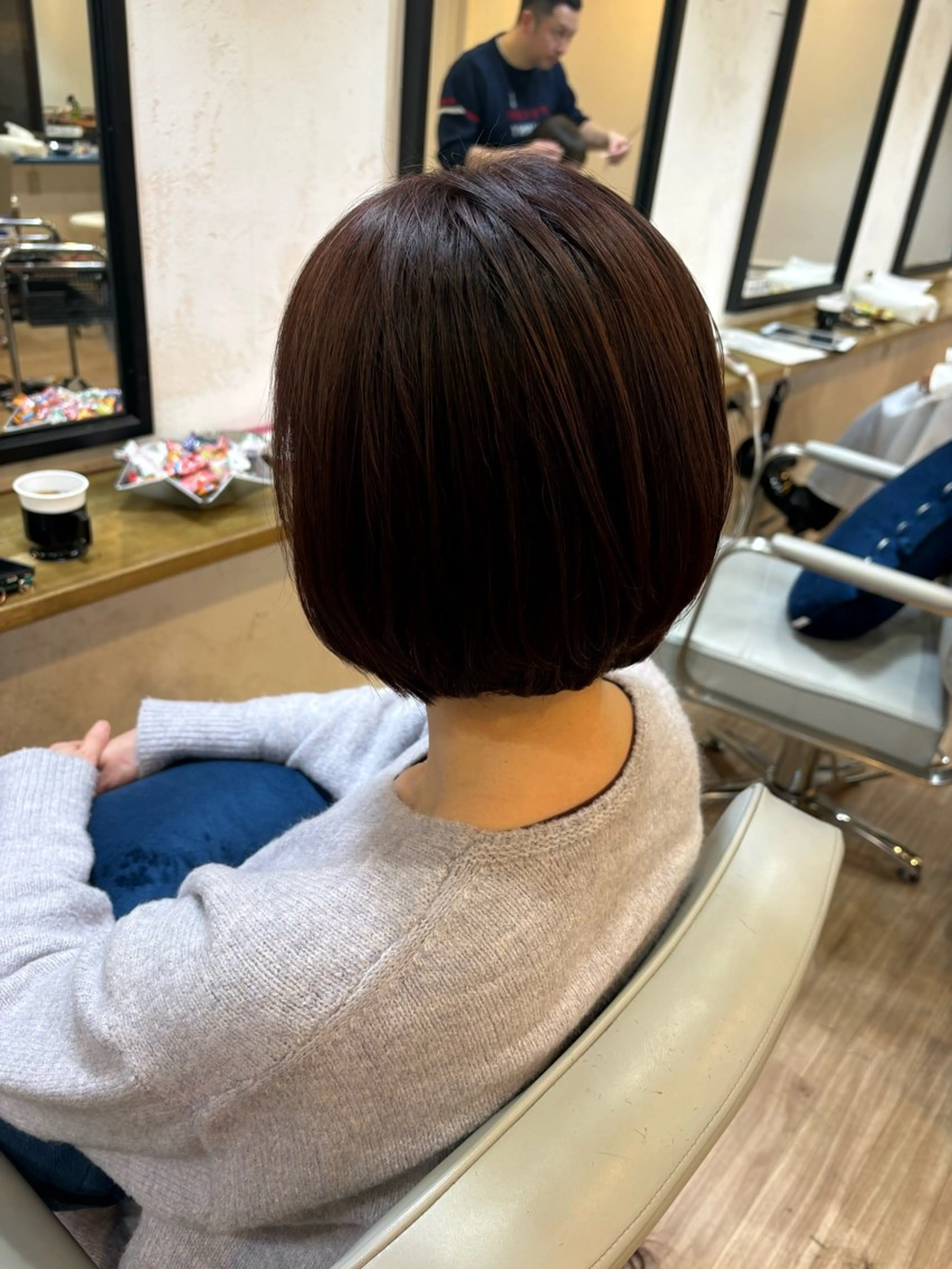 ショート カット ヘアカラー トリートメント 韓国ヘアー🇰🇷 MIWAのヘアスタイル