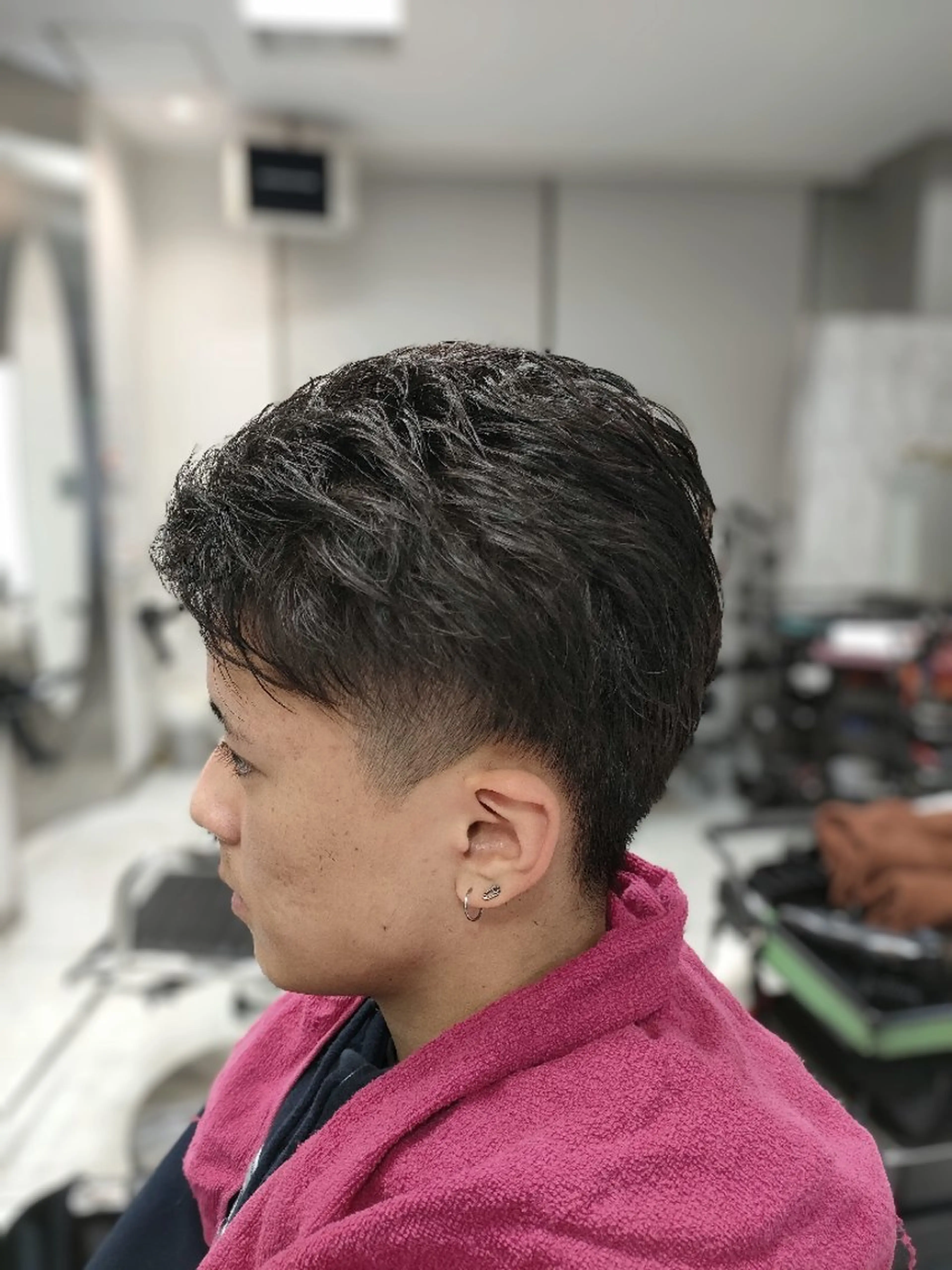 ショート メンズ 刈り上げ 伊藤 茉莉杏のヘアスタイル