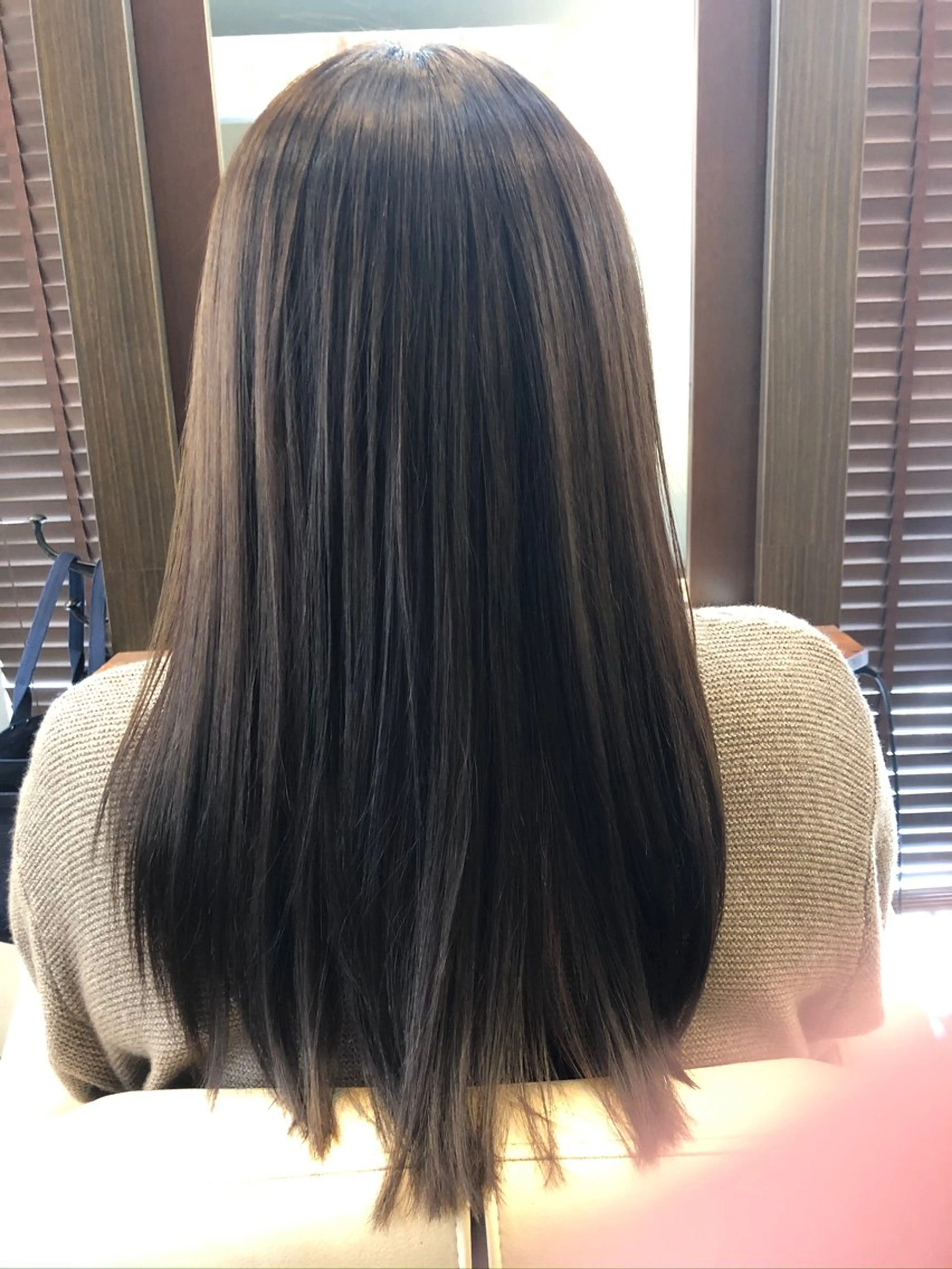 セミロング カット 縮毛矯正 トリートメント Re-PEP 大城のヘアスタイル