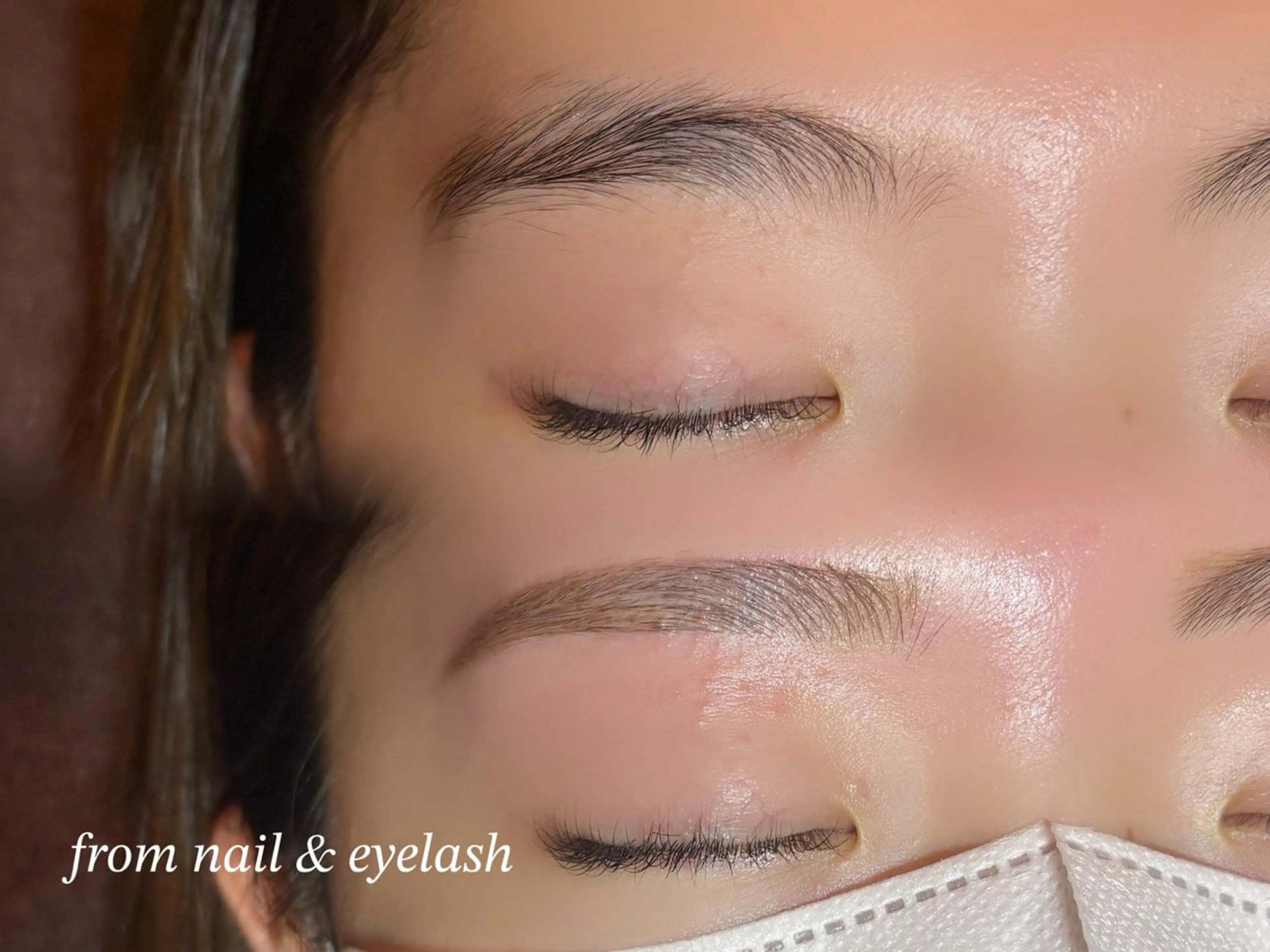 アイブロウ 眉毛ワックス脱毛 フロムネイル airiのマツエク・マツパデザイン