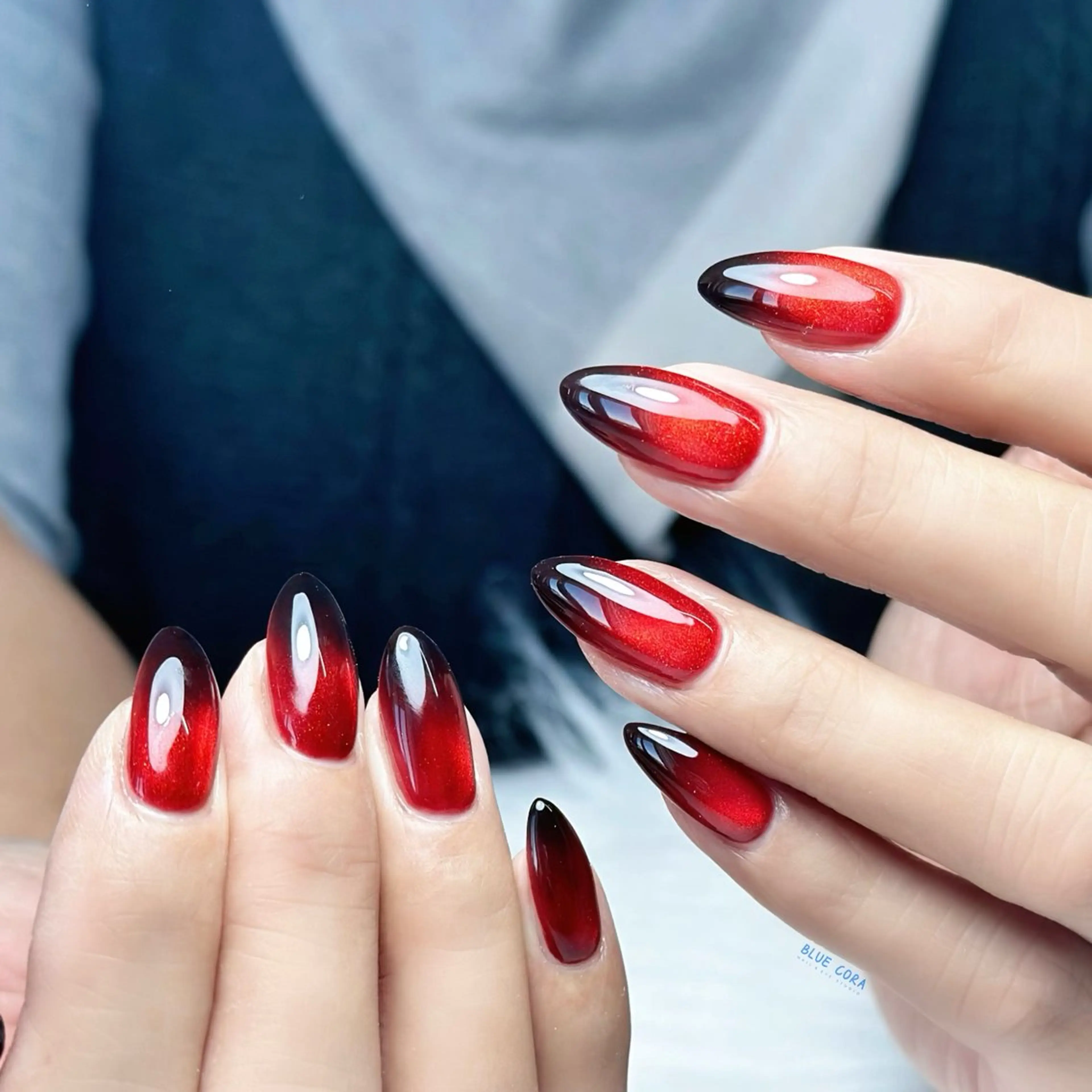 ネイル マグネットネイル ハンドネイル BLUE CORAのネイルデザイン