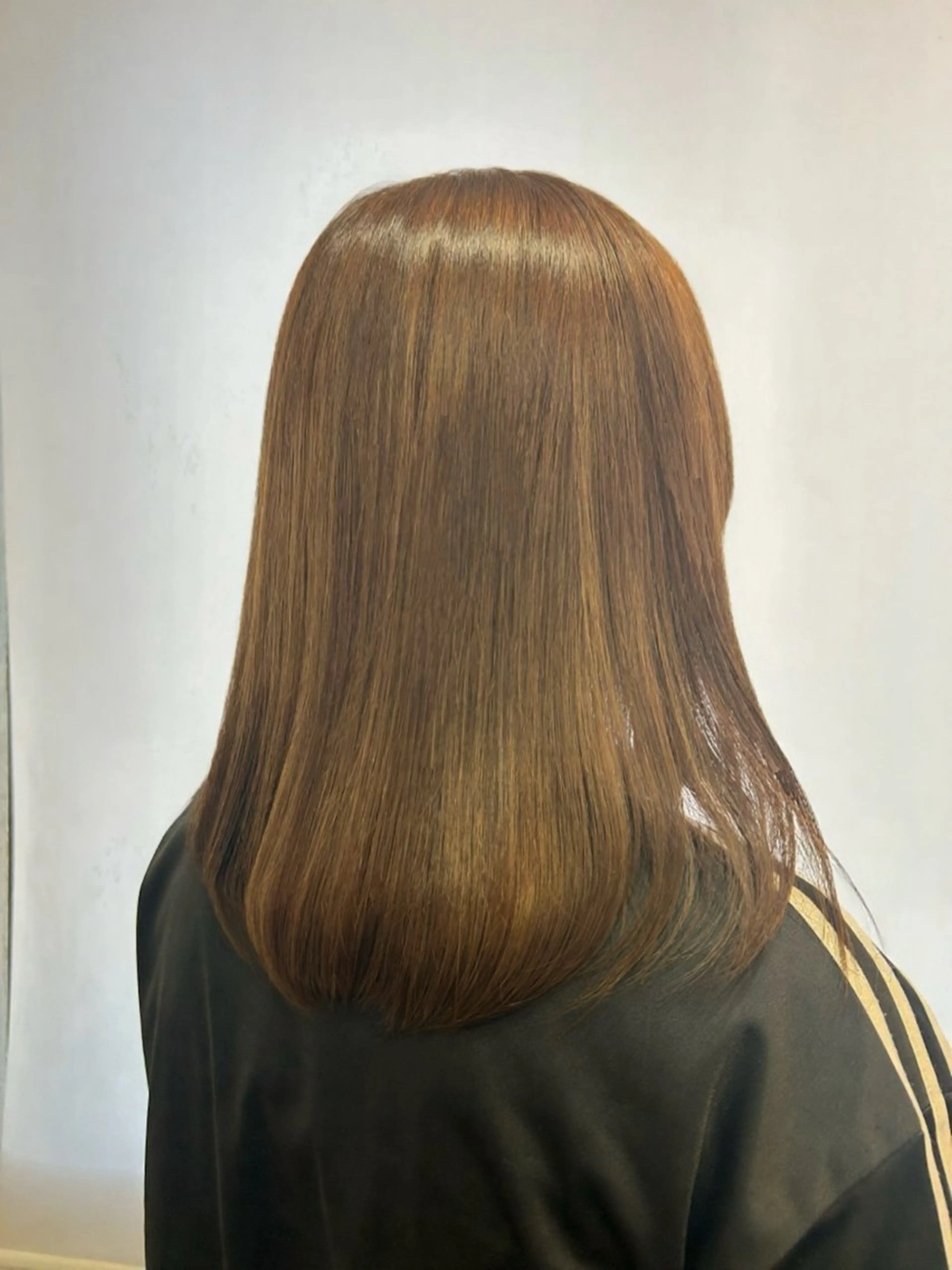 カラー ブリーチ ブラウンカラー ブリーチなしカラー ヘアカラー 青木 優雅のヘアスタイル