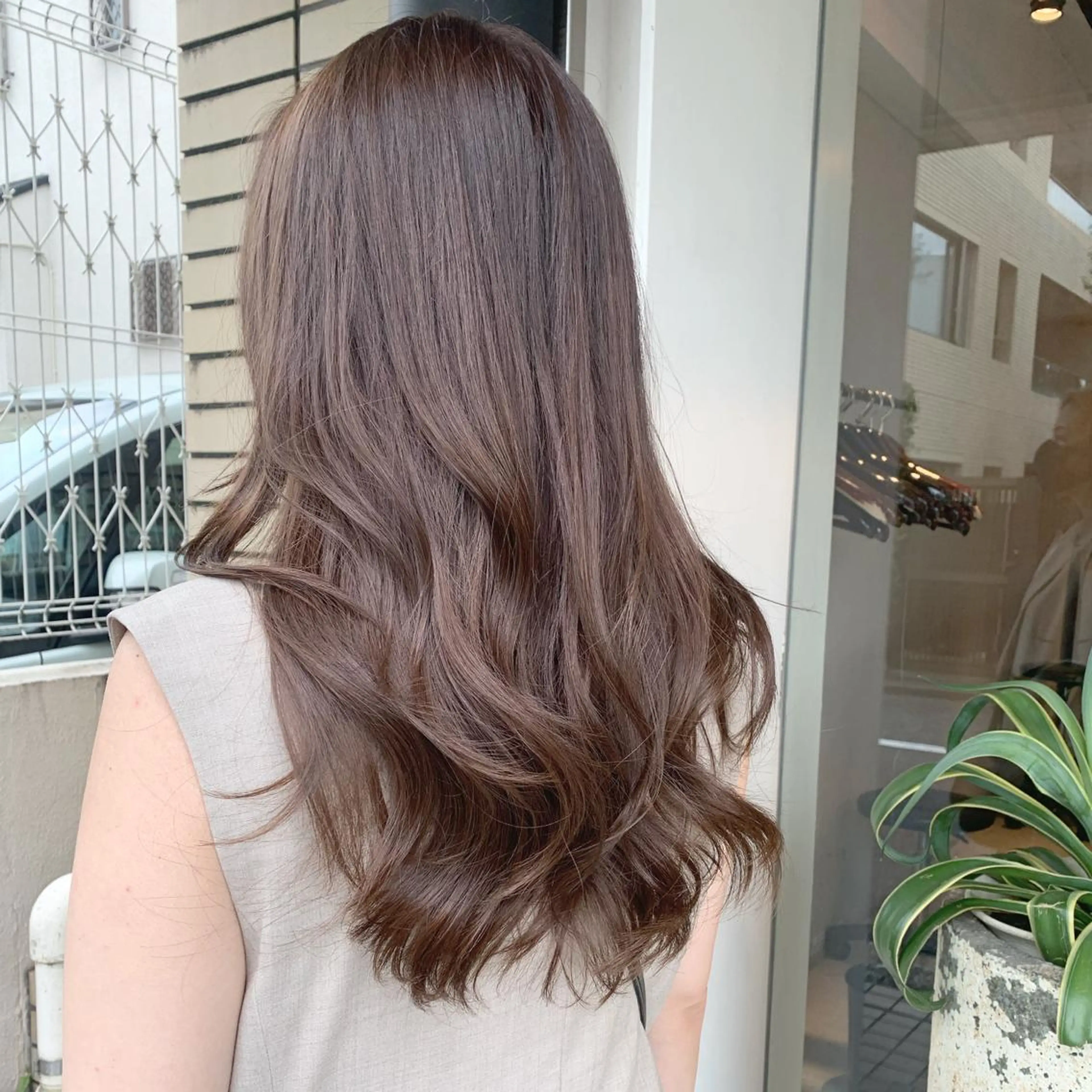 ロング カラー カット ヘアカラー トリートメント ヘッドスパ 透明感/オリーブ/ グレージュ/YUKAのヘアスタイル