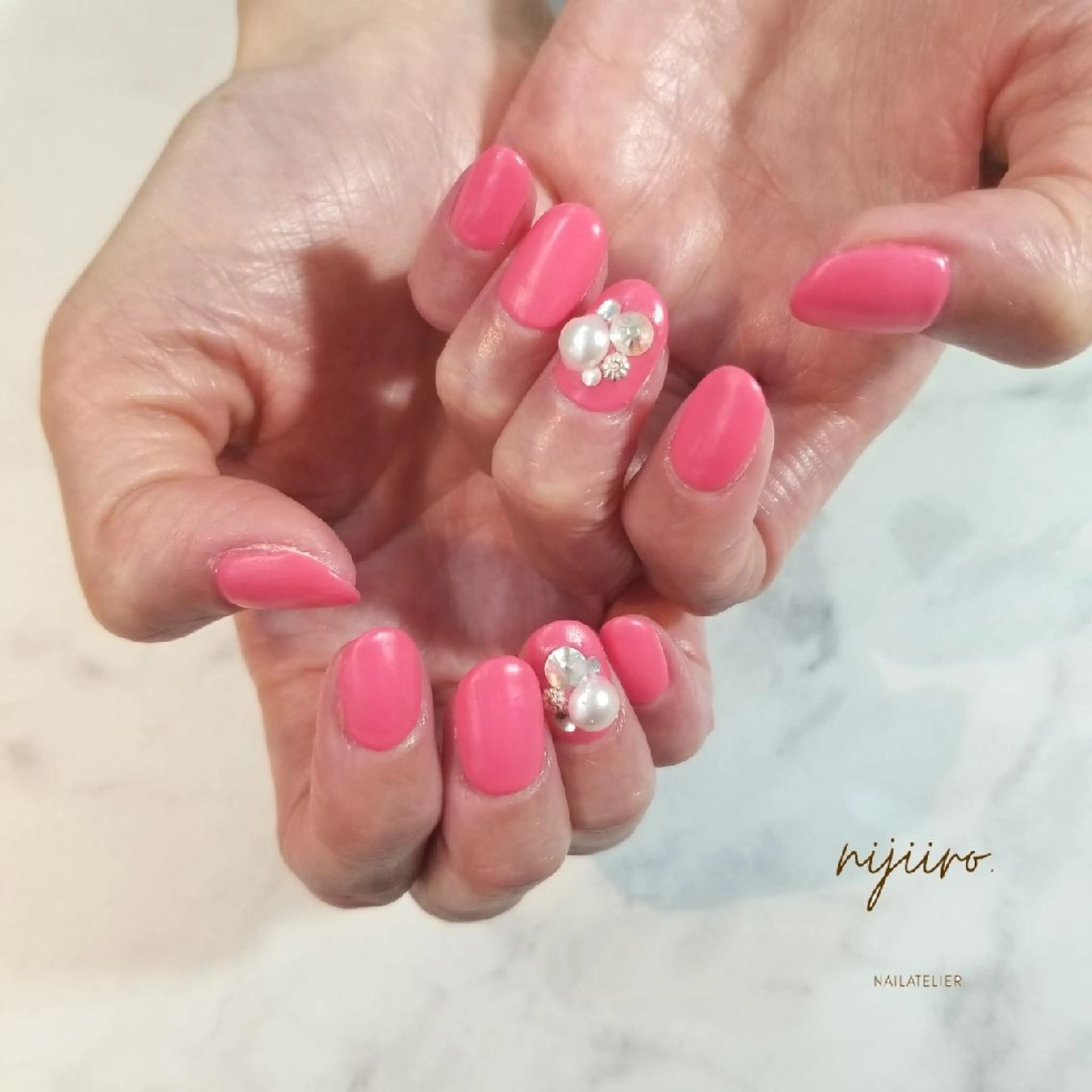 ネイル ハンドネイル nijiiro🌈 サトウのネイルデザイン