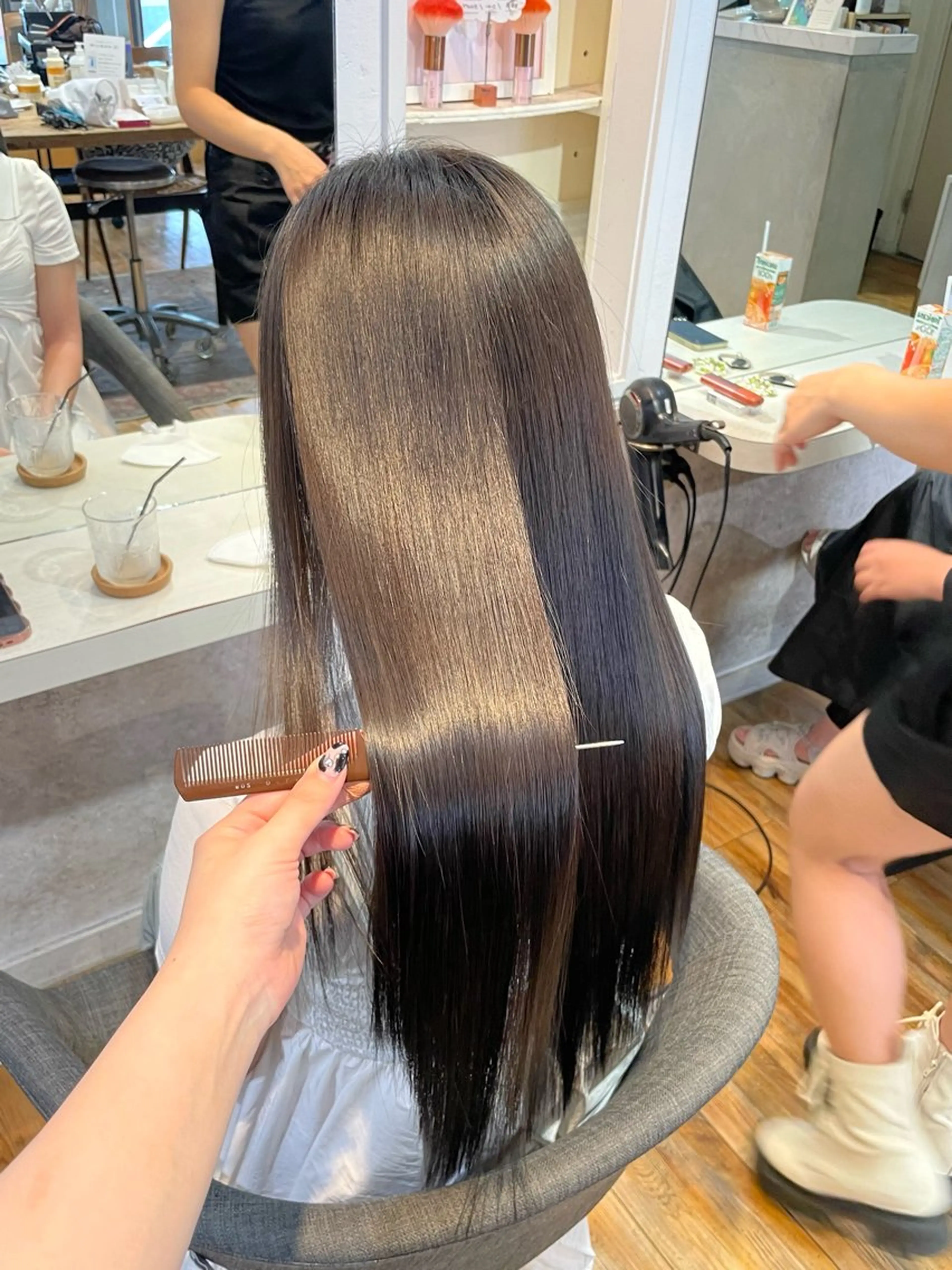 ロング カラー ヘアカラー akane .のヘアスタイル