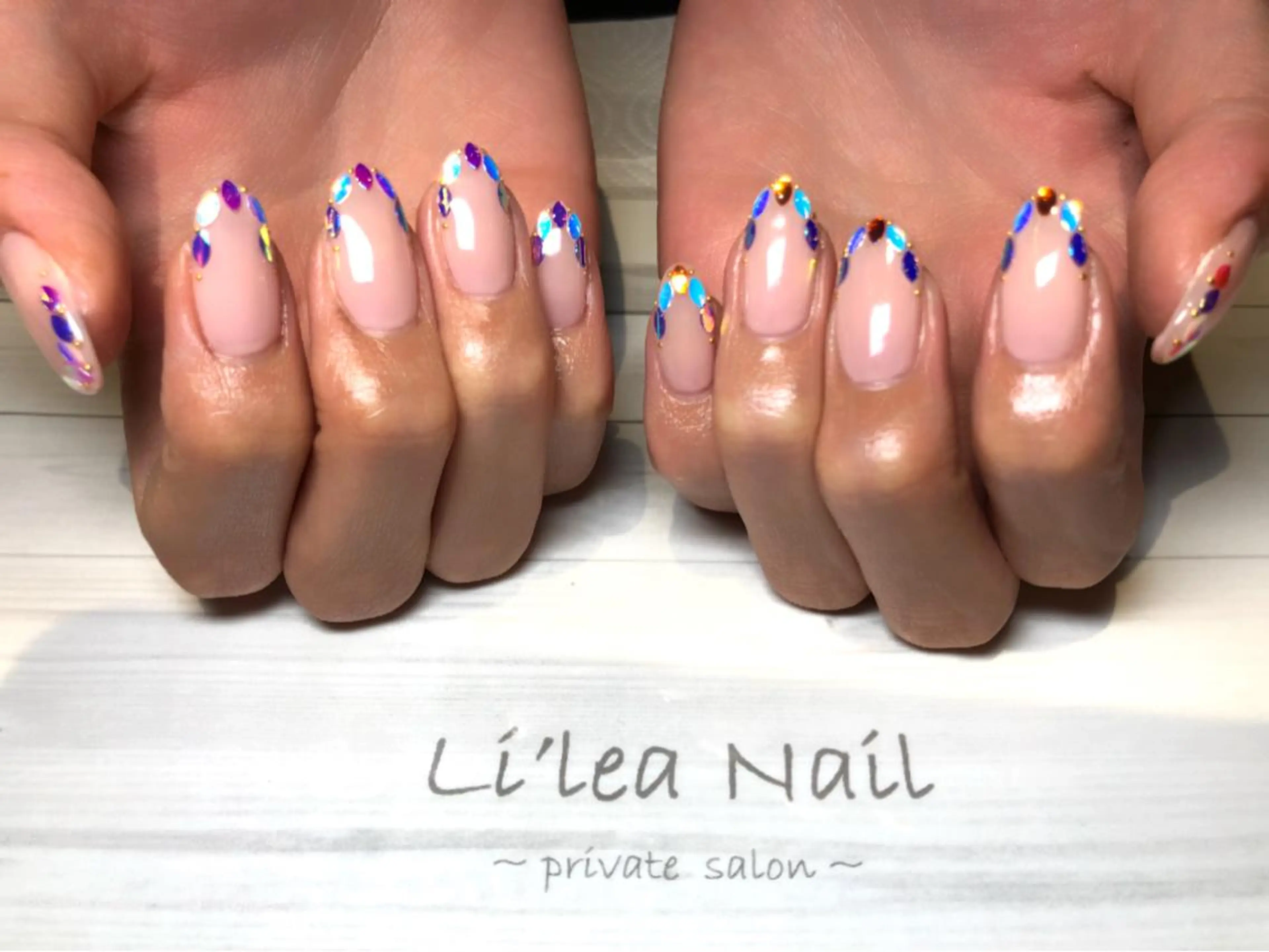 ネイル Li'leaNail AINAのネイルデザイン