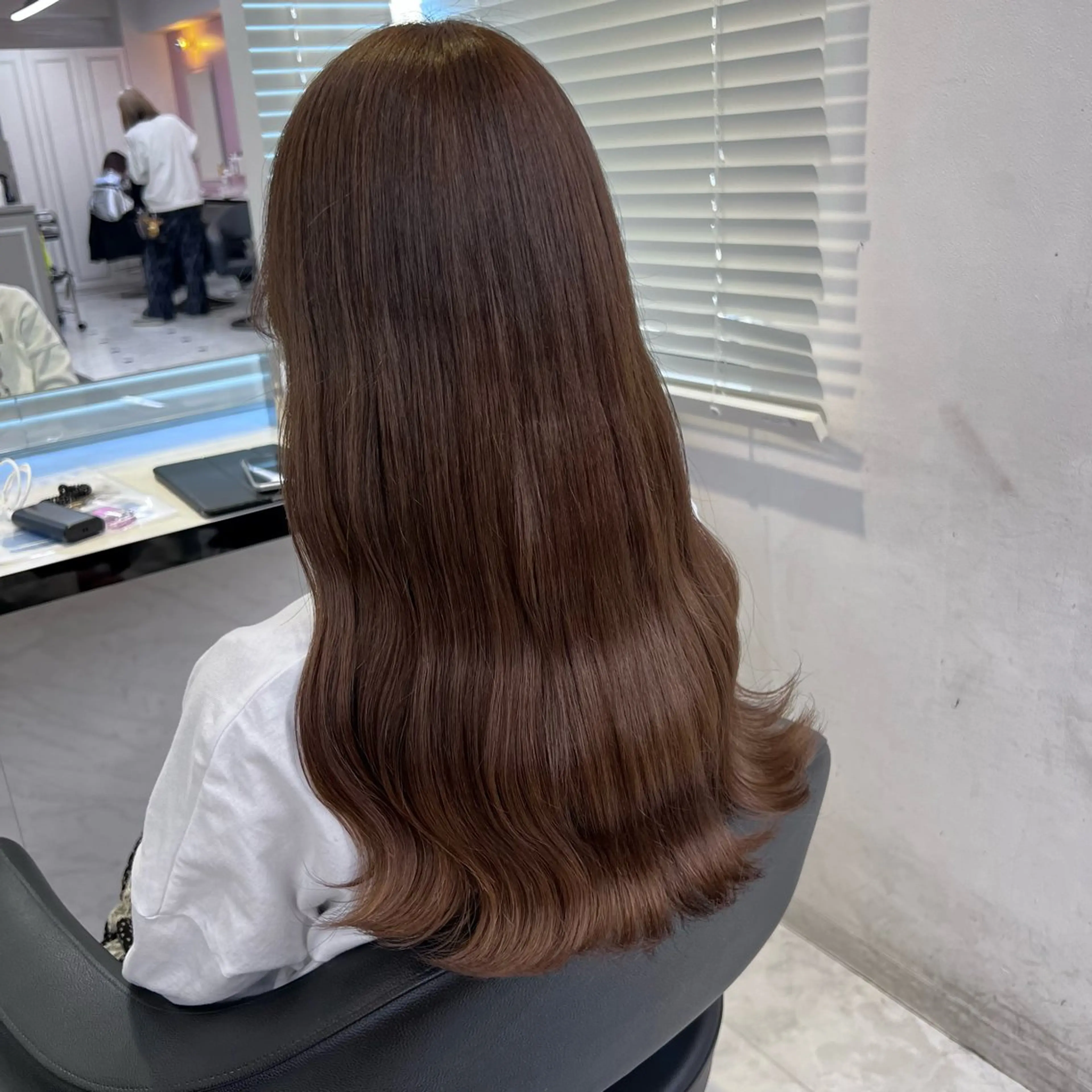 セミロング トリートメント うる艶トレンドヘア 🕊️上野BABYのヘアスタイル
