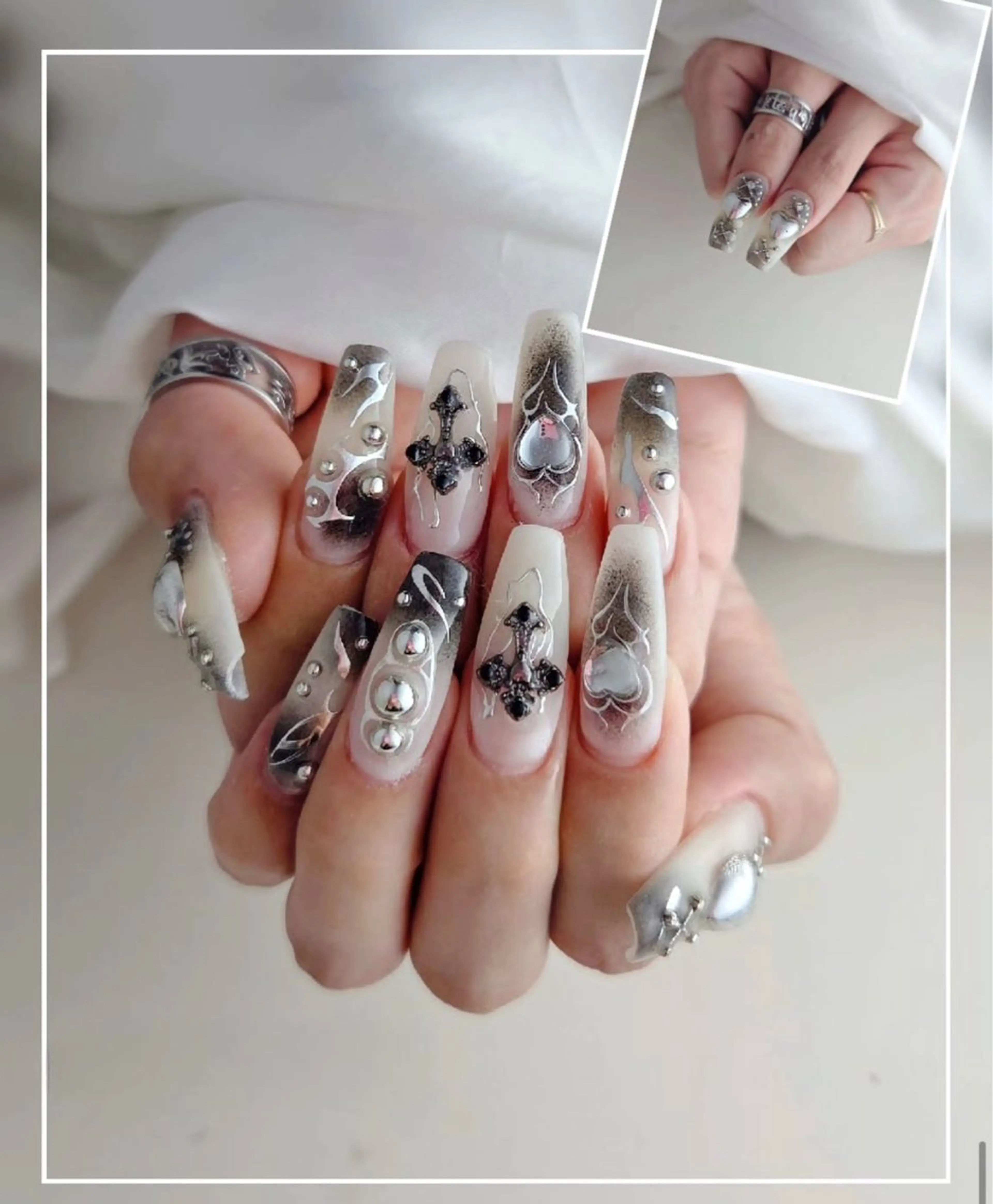 ネイル 成人式 キラキラネイル マグネットネイル ミラーネイル ニュアンスネイル ハンドネイル Lyna 池袋のネイルデザイン