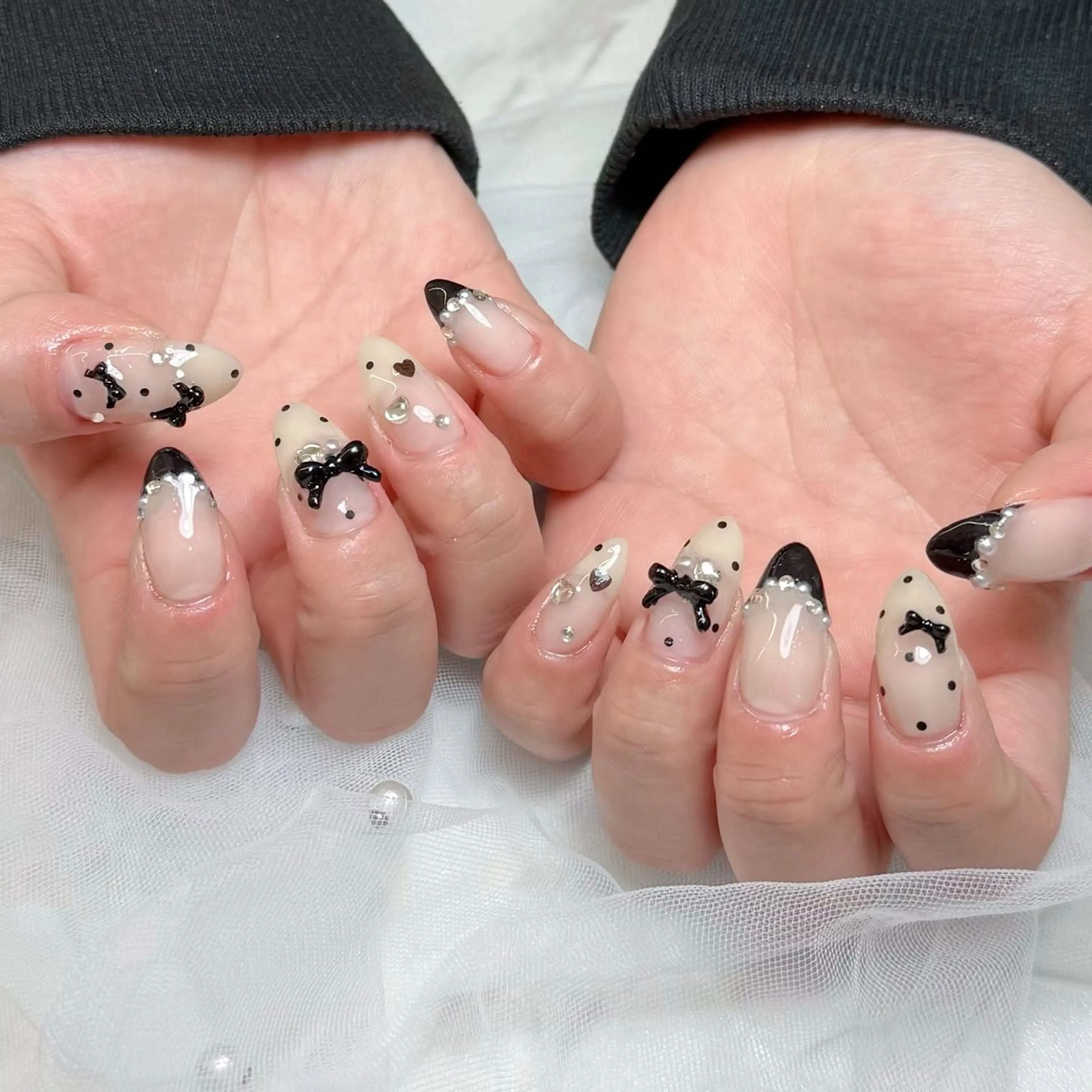 ネイル ハンドネイル mau🩵nail 堺筋本町｜心斎橋のネイルデザイン
