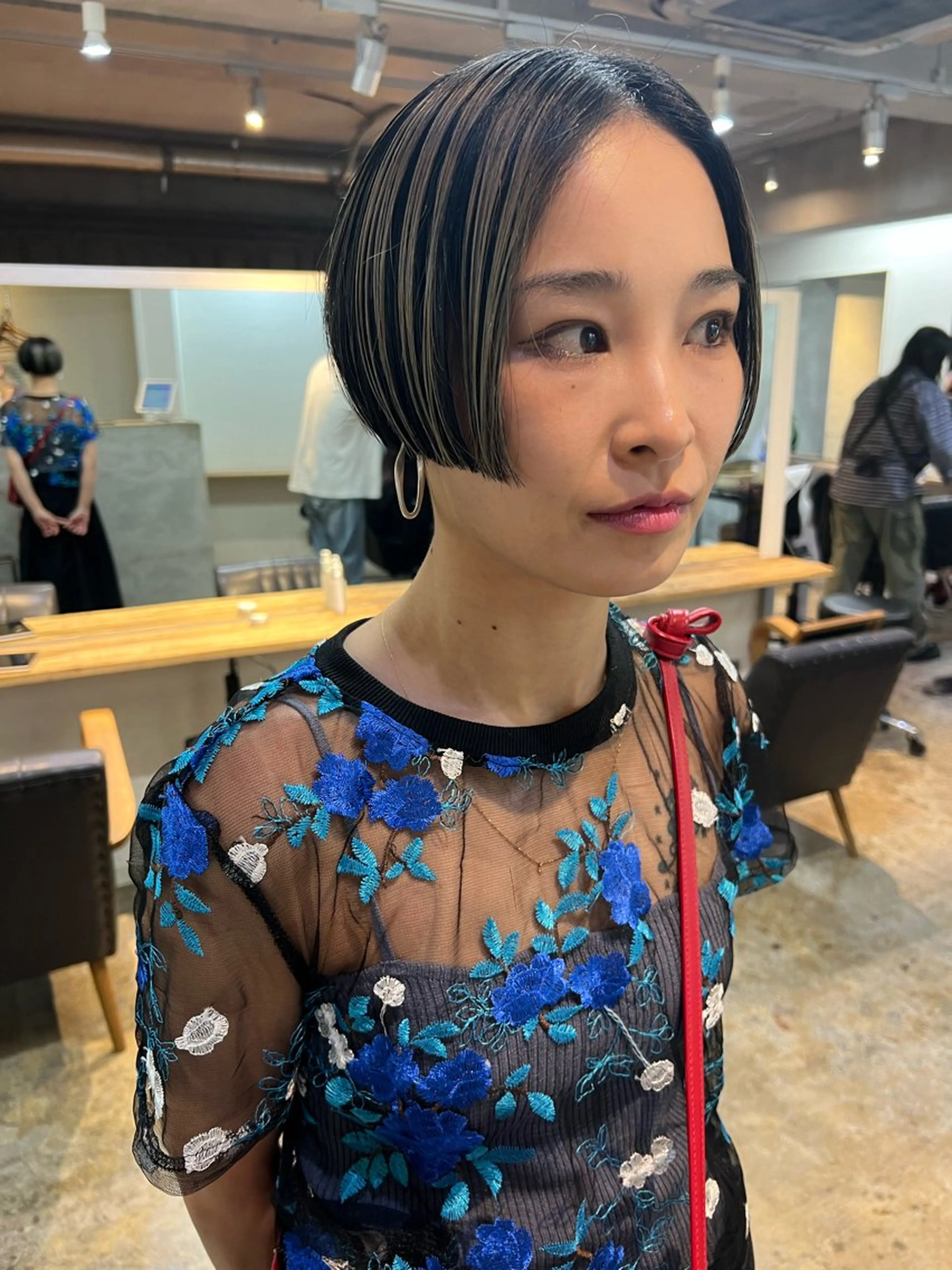 ショート 東のりか/ハイトーン ブリーチカラー/ボブのヘアスタイル